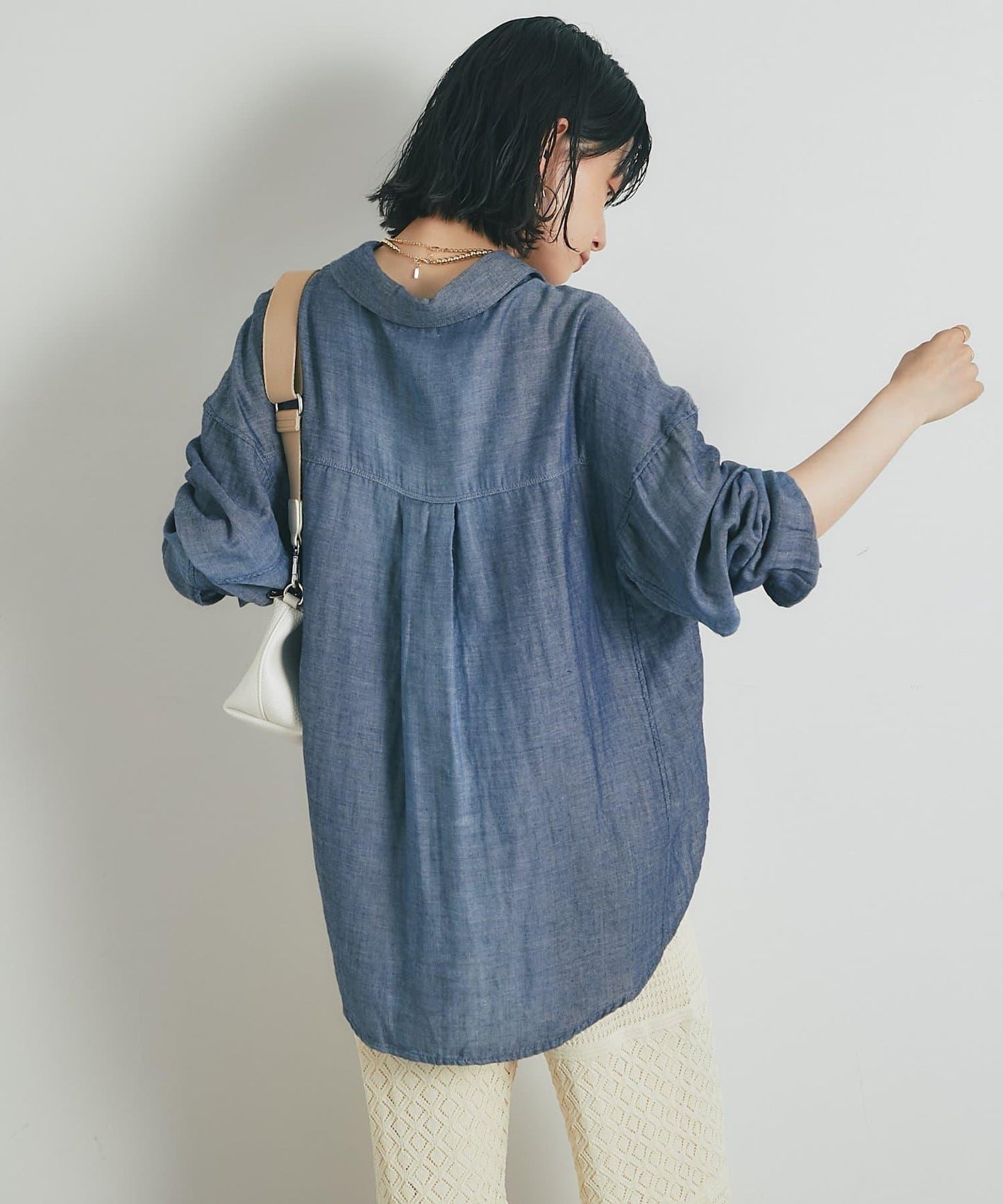 《純棉100%・適度透感》爆炸紗圓領牛仔襯衫