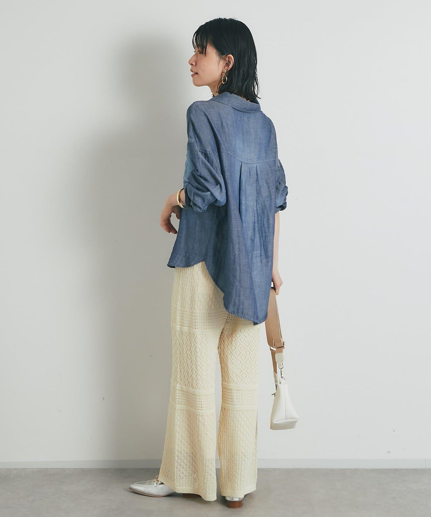 《純棉100%・適度透感》爆炸紗圓領牛仔襯衫