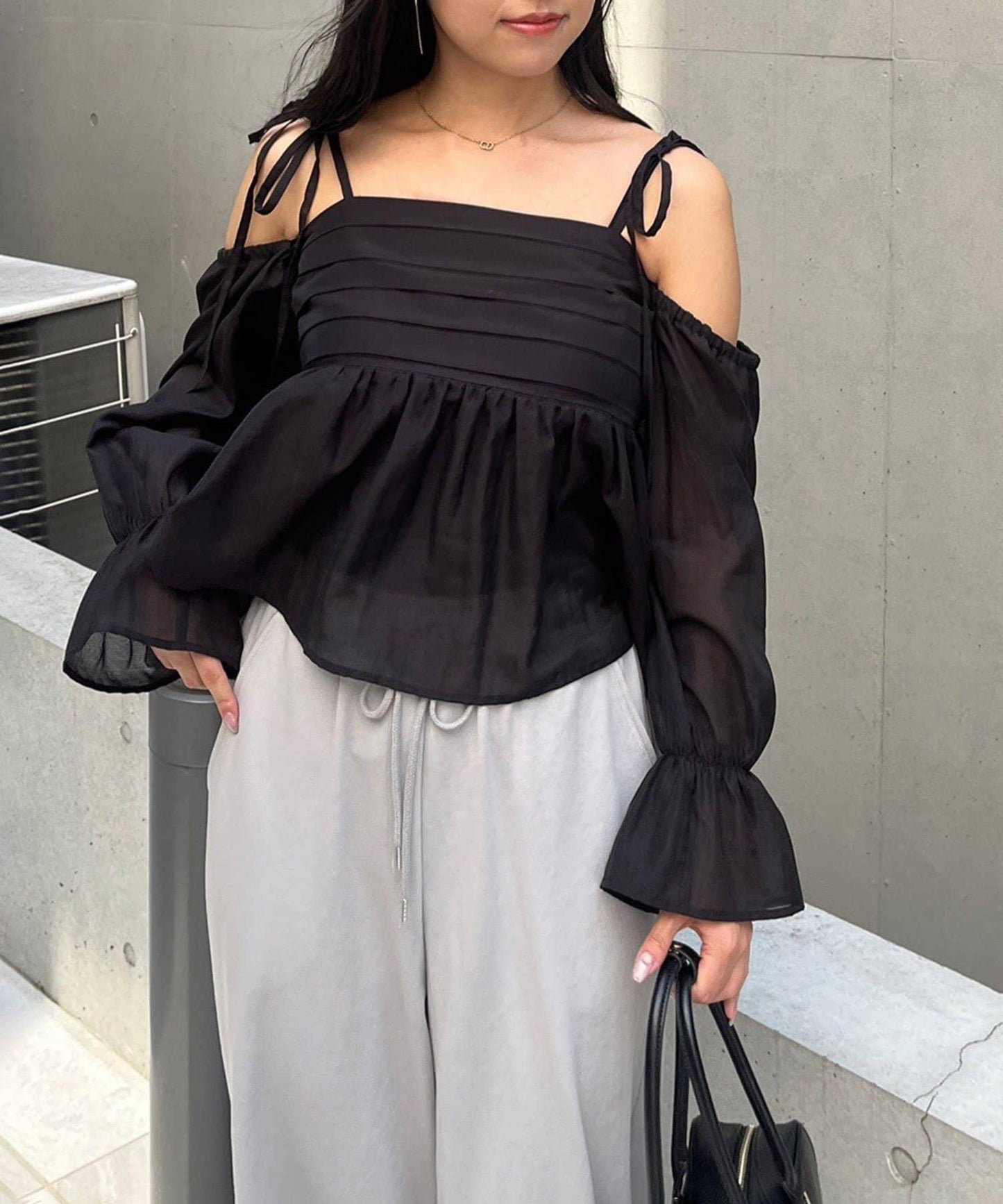 【適合夏秋季穿著】袖子可兩穿抽褶襯衫