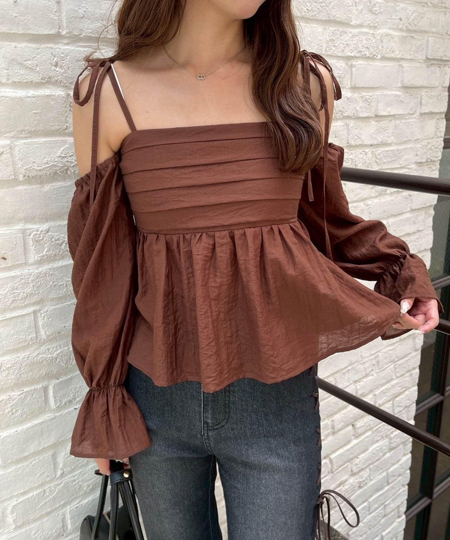 【適合夏秋季穿著】袖子可兩穿抽褶襯衫