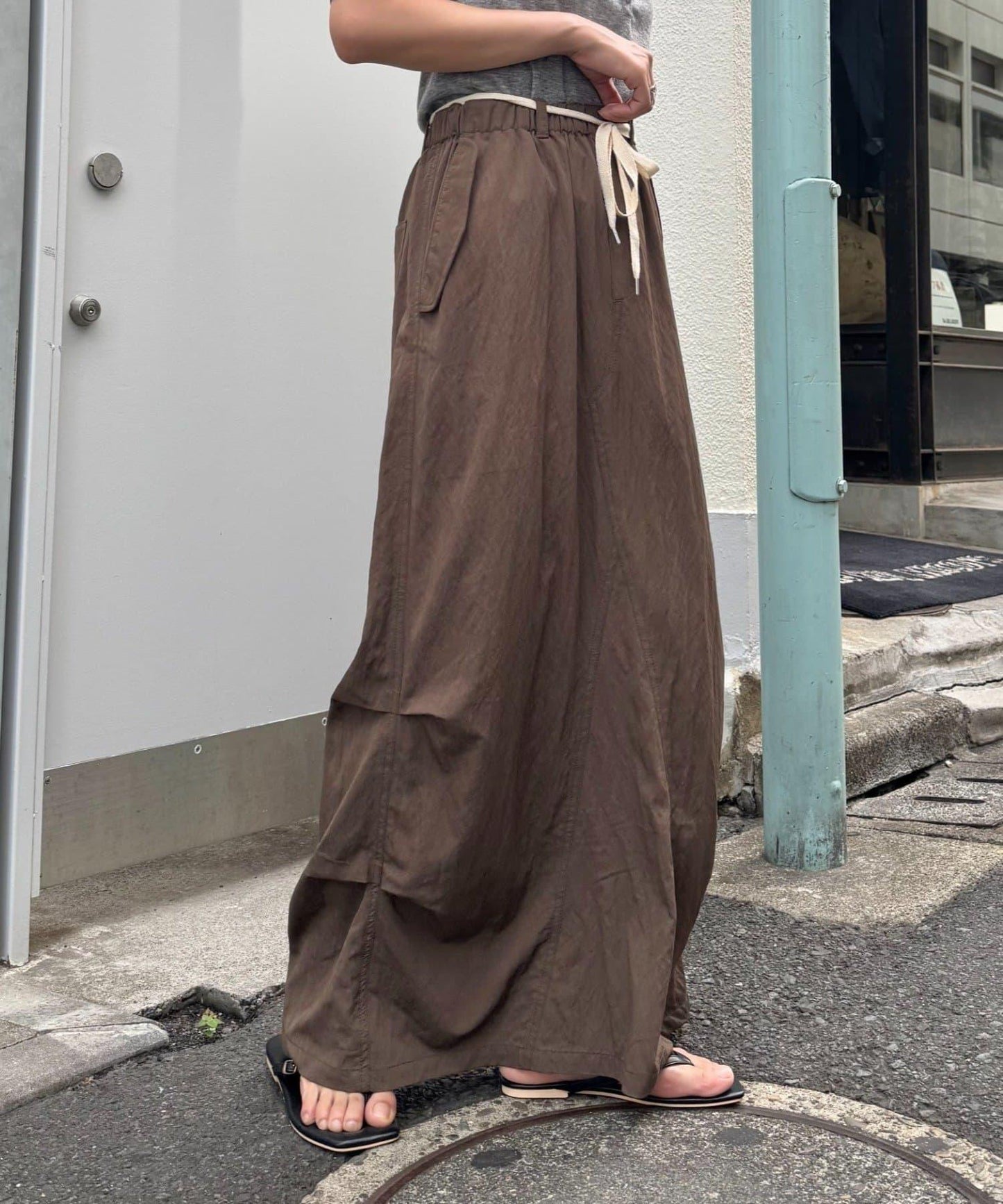 光澤尼龍復古風軍裝裙
