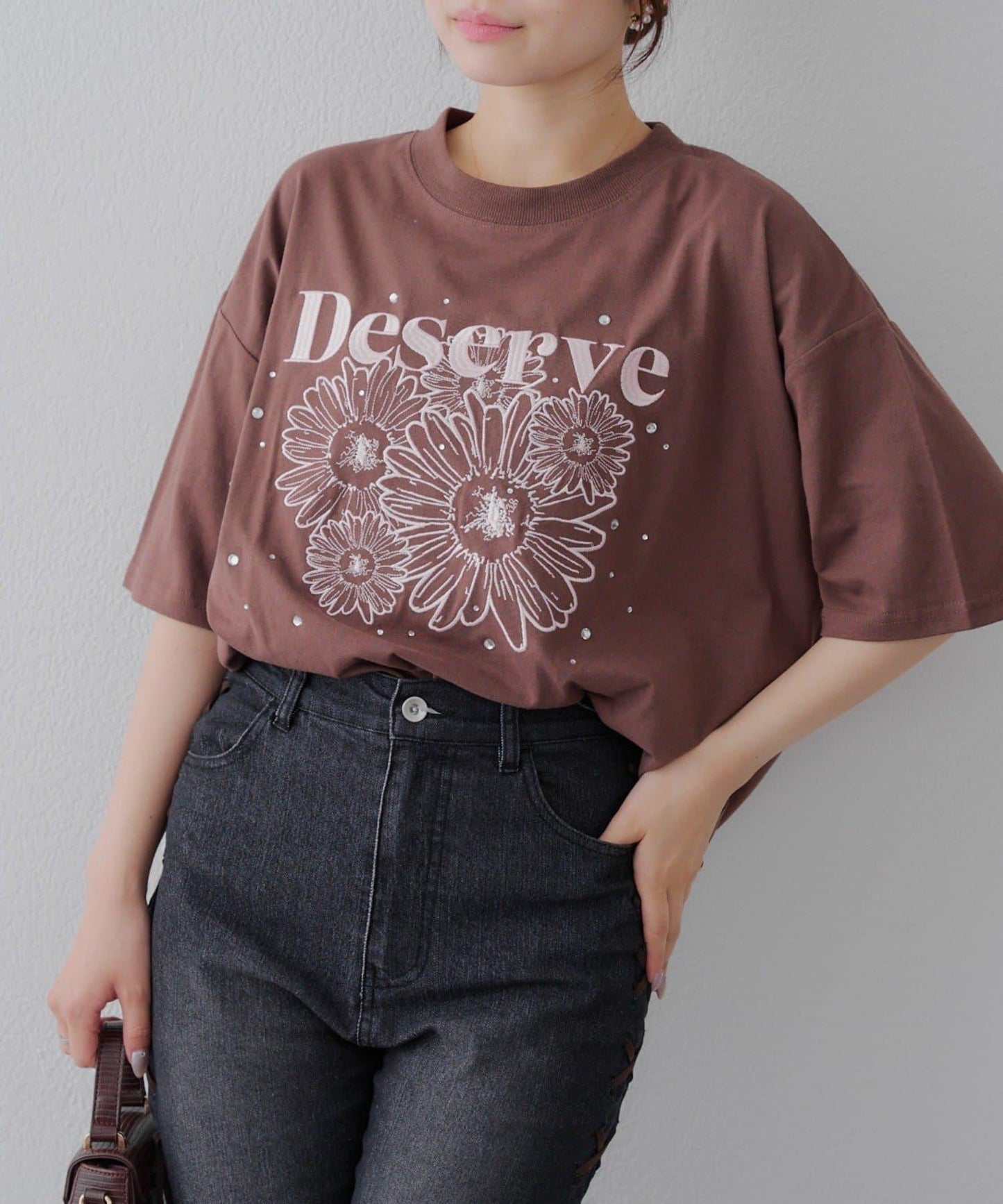 亮片花朵刺繡寬鬆T恤