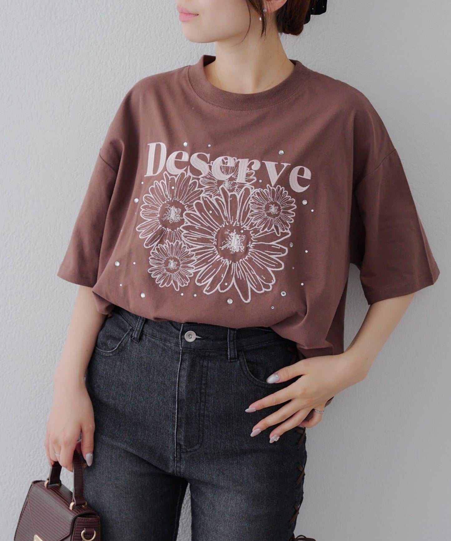 亮片花朵刺繡寬鬆T恤