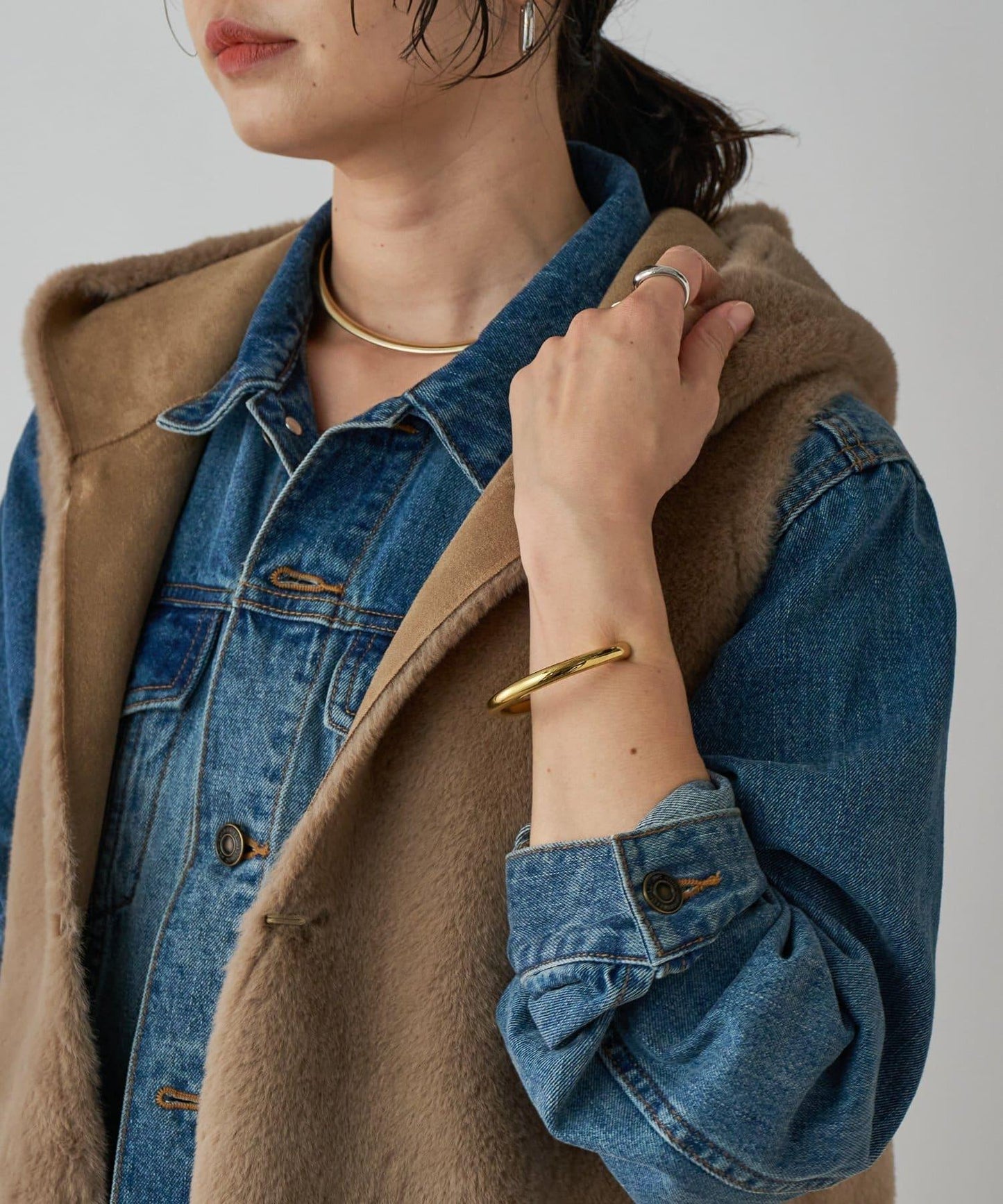 【提升季節氛圍】仿皮草連帽馬甲/預計9月下旬發貨