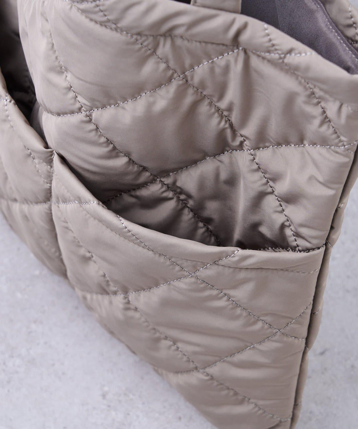 【MumME】帶登山扣手提包