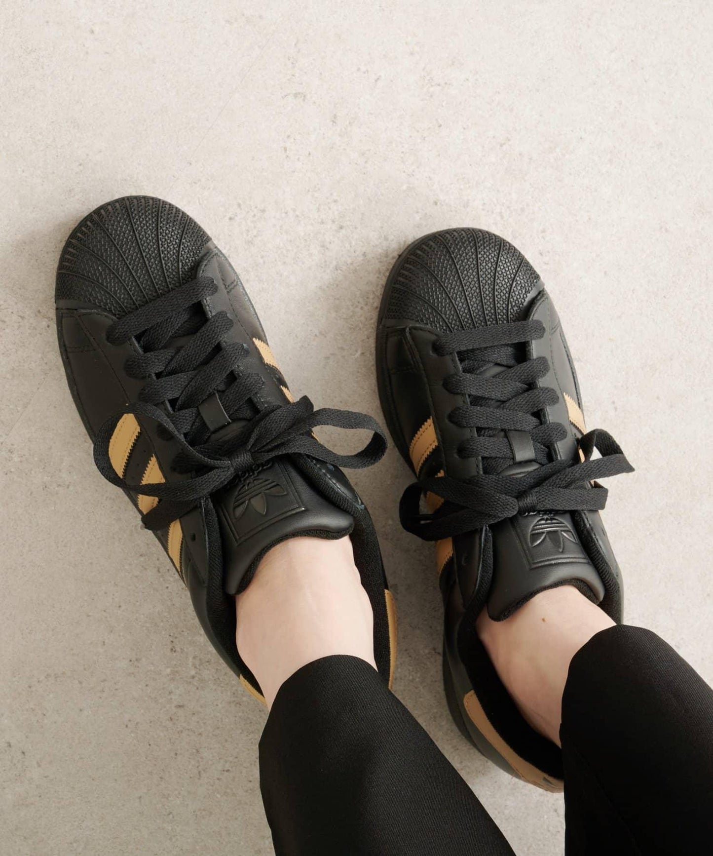 ≪8/8(週五)12:00~開始≫adidas SUPERSTAR II W