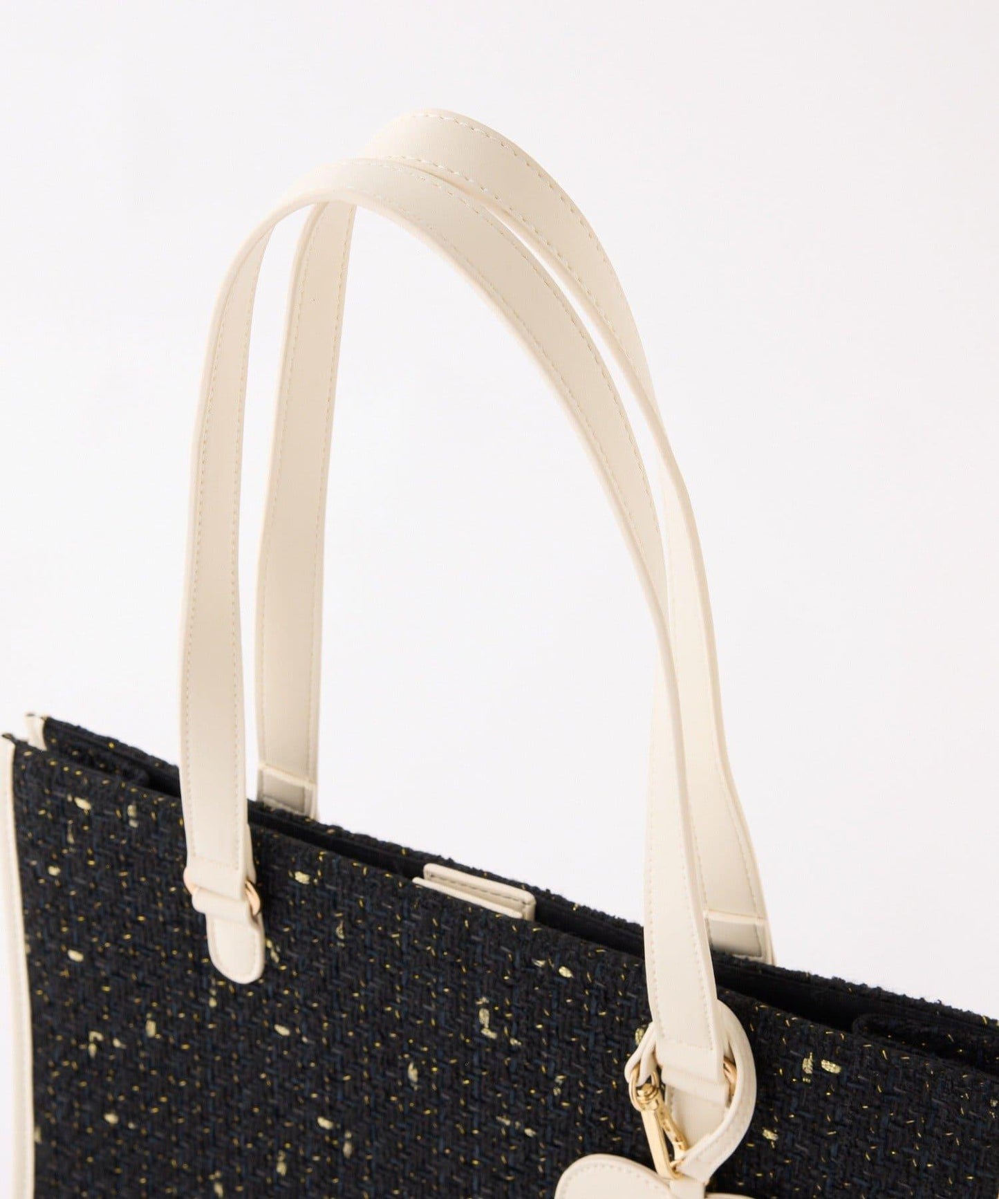 新色上市【LouLoumei】三色可選/配有愛心掛飾手提包/可獨立站立