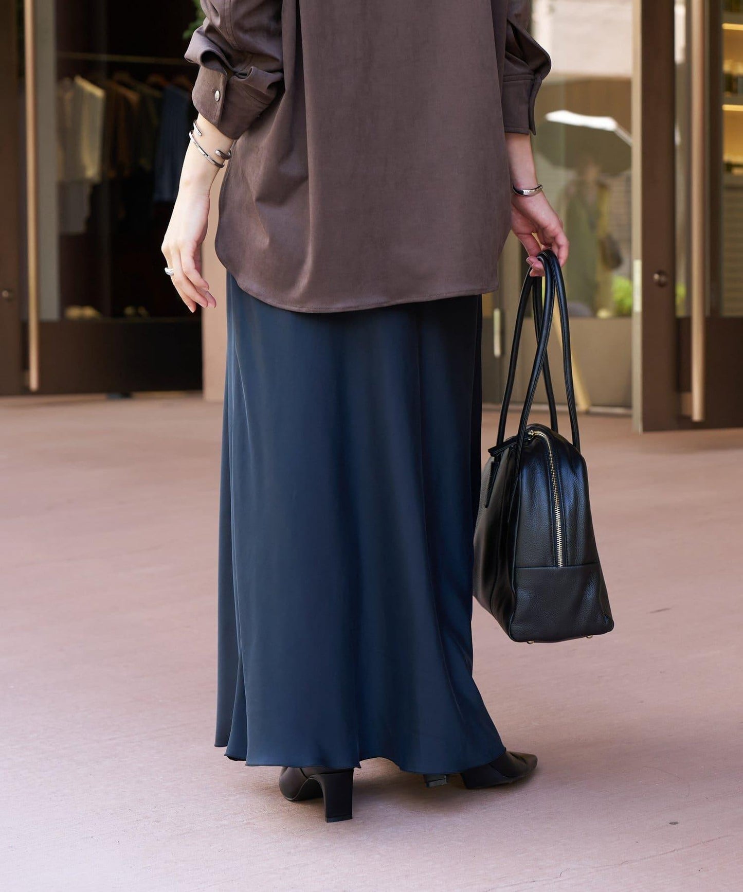 【優雅垂感】醋酸混紡斜裁半身裙