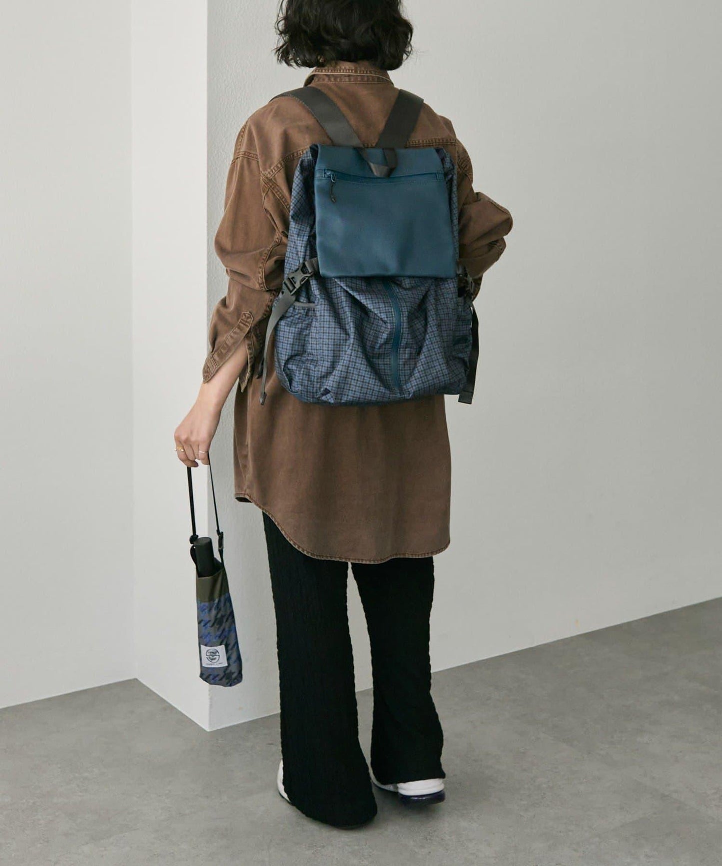 【BURLAPOUTFITTER×ear】1、2晚旅行用/約16升大容量/防潑水/男女通用/皮革拼接輕便雙肩包