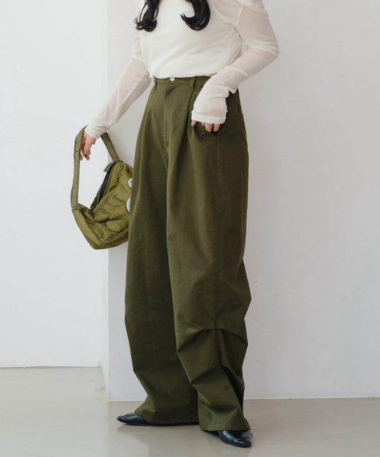 超高腰設計褶皺長褲