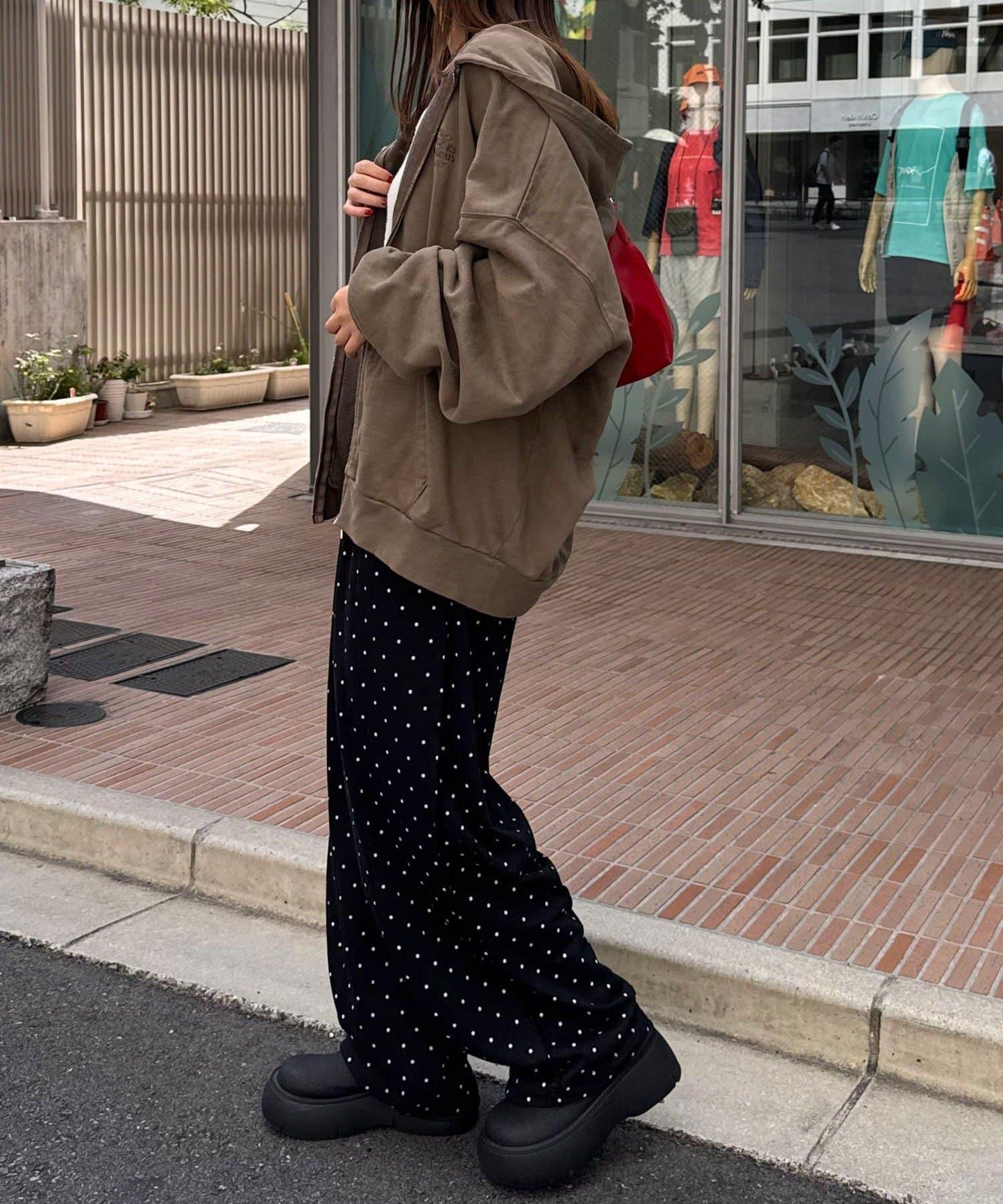 水洗刺繡雙拉鍊連帽衛衣