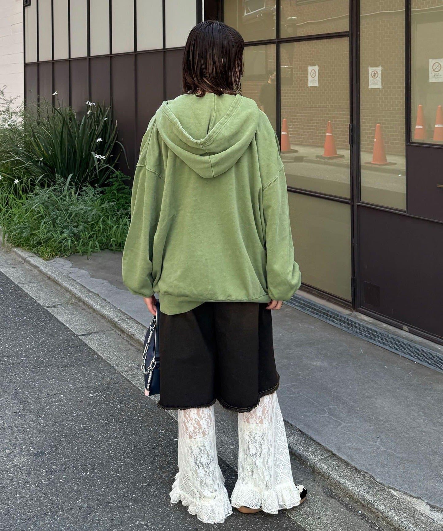 水洗刺繡雙拉鍊連帽衛衣