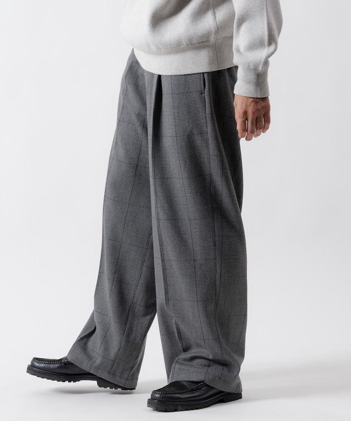 寬鬆直筒一褶西裝長褲