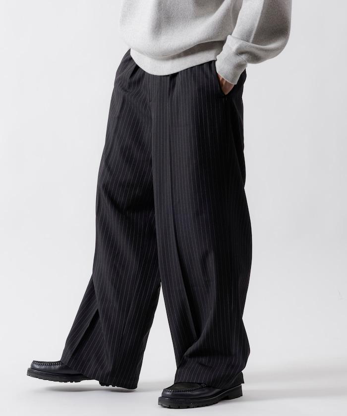 寬鬆直筒一褶西裝長褲