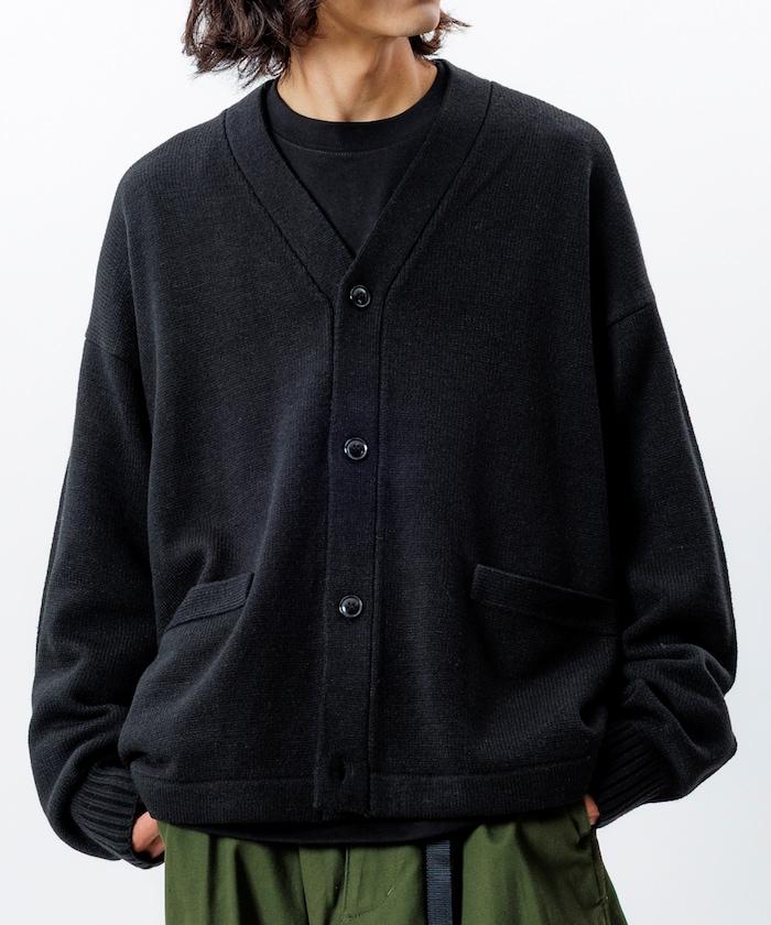 寬鬆版型 易打理 可水洗 V領開衫