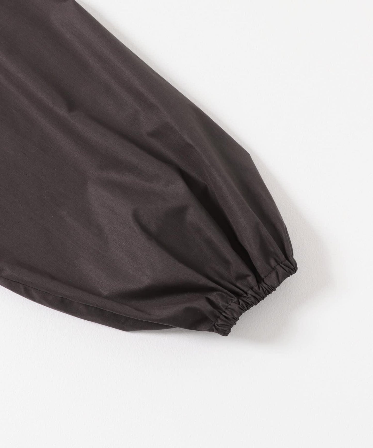 後背蝴蝶結長款上衣