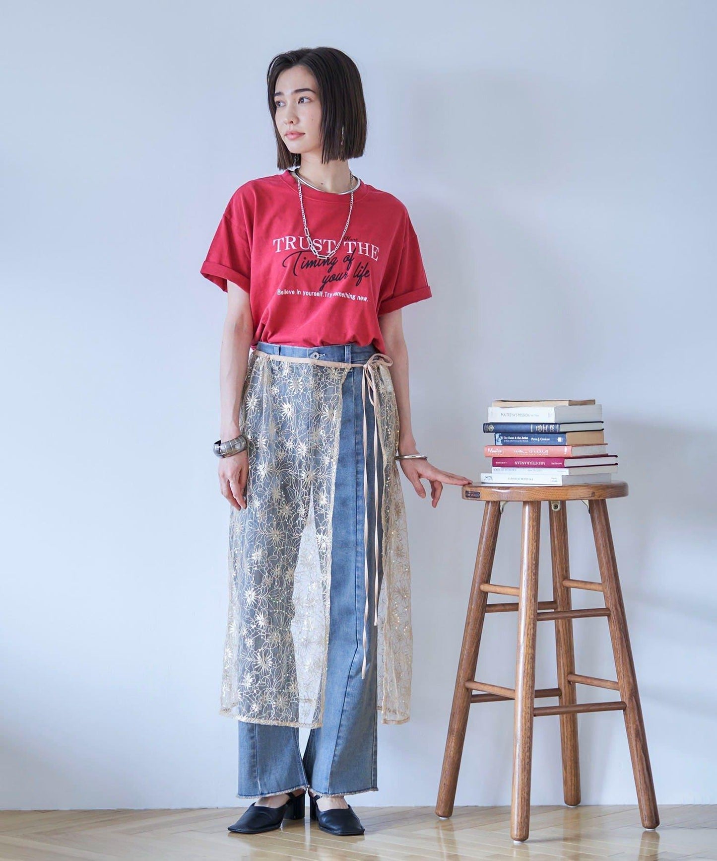 蕾絲裹身半身裙