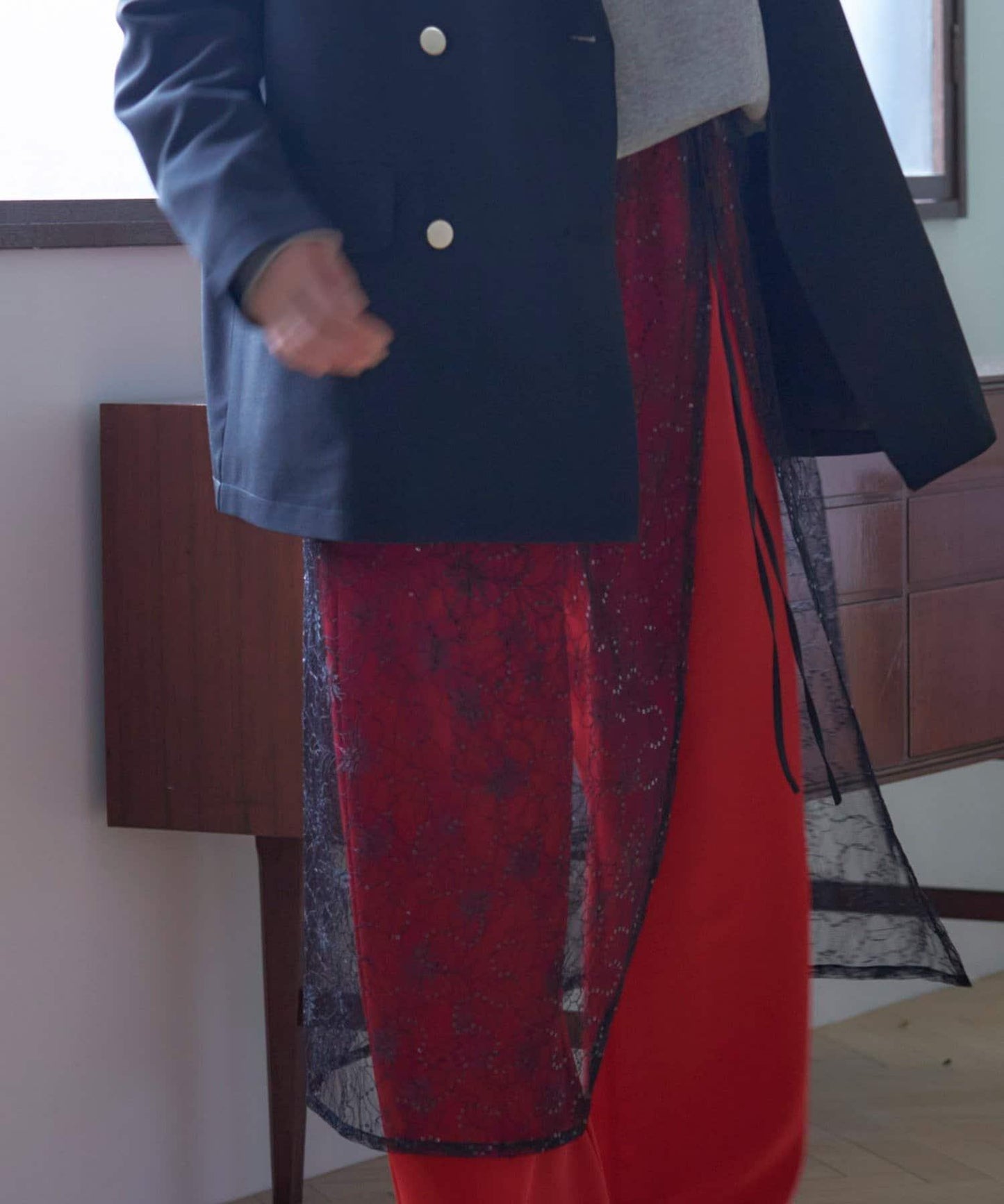 蕾絲裹身半身裙