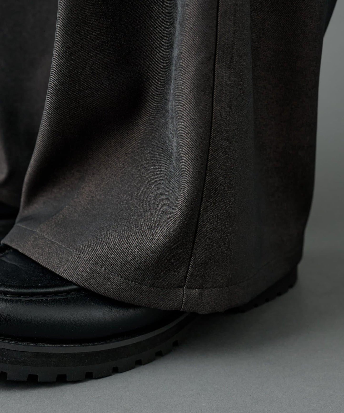 【AW】交叉褶皺寬鬆西裝褲