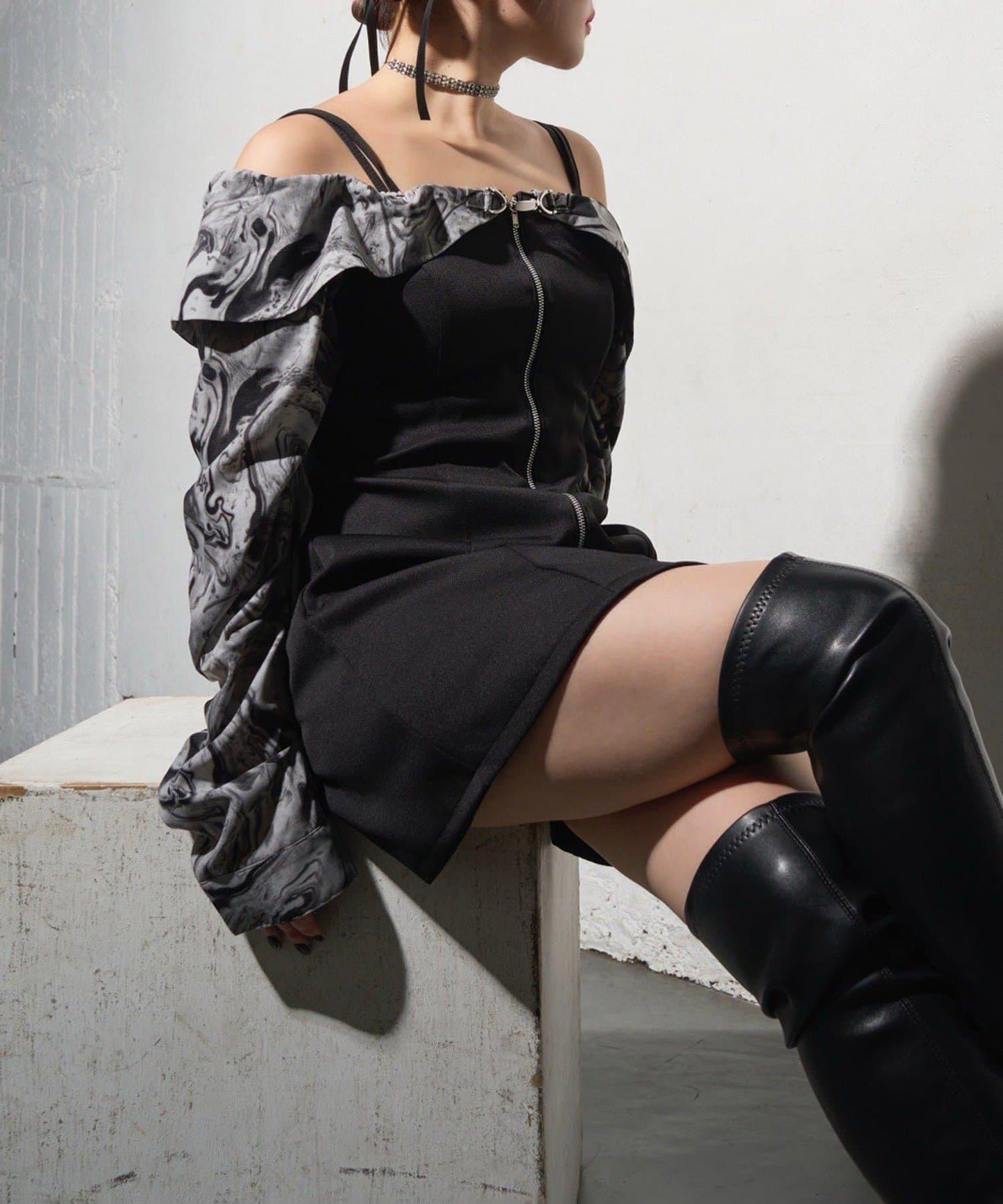 【Mavie..7】短款開衫+迷你吊帶連衣裙套裝