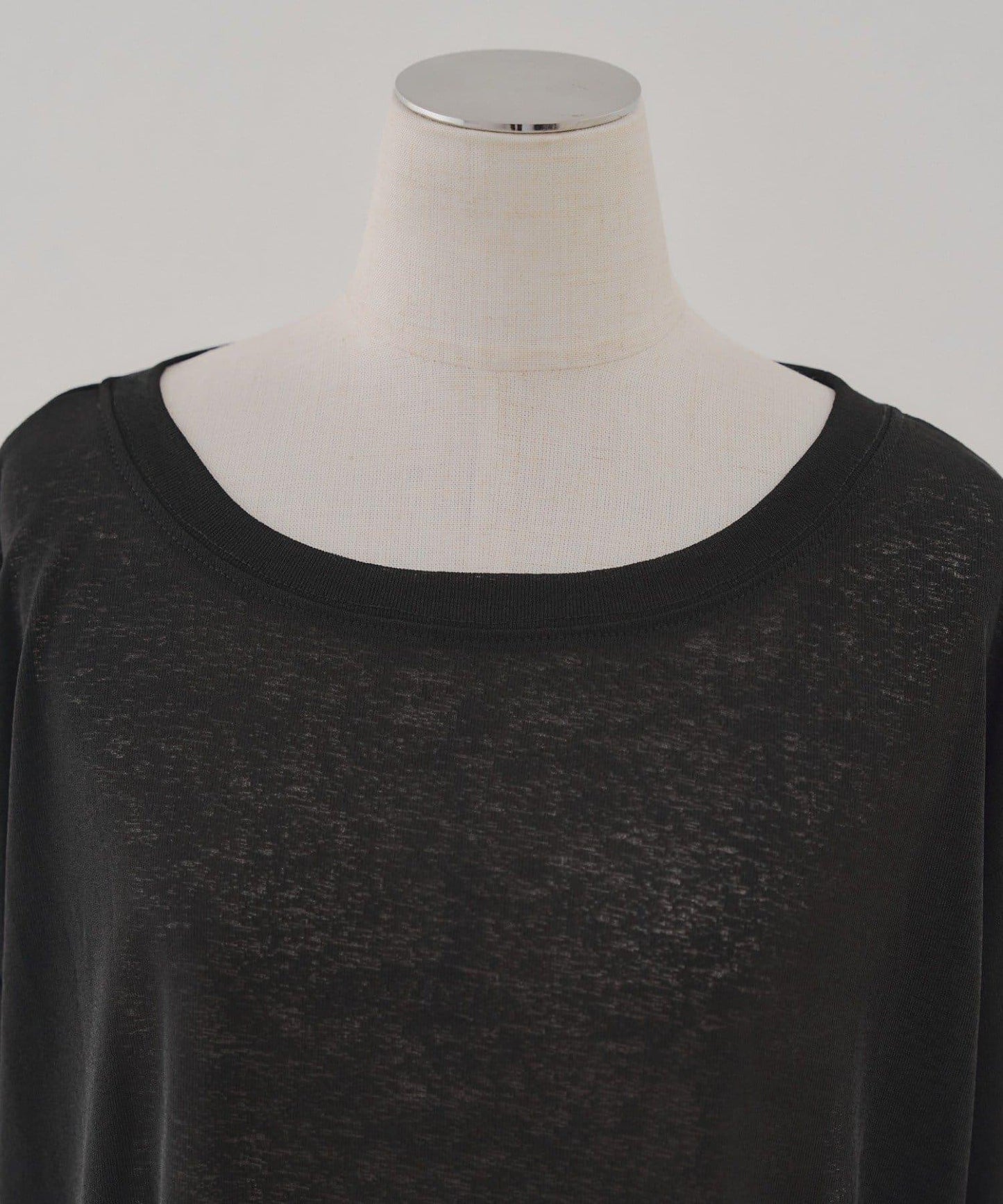 也適合疊穿!透視長袖T恤