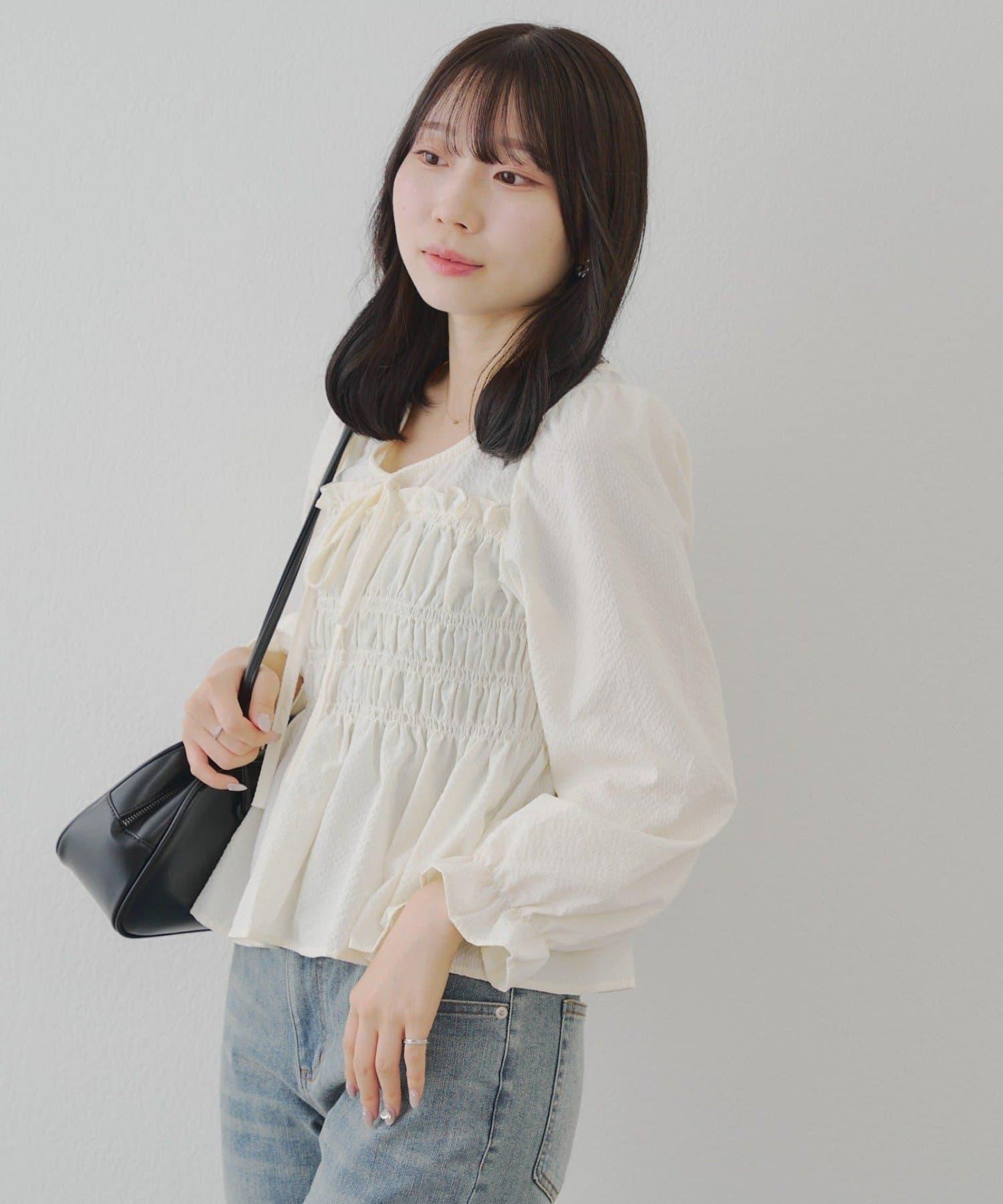 褶皺蝴蝶結荷葉邊上衣