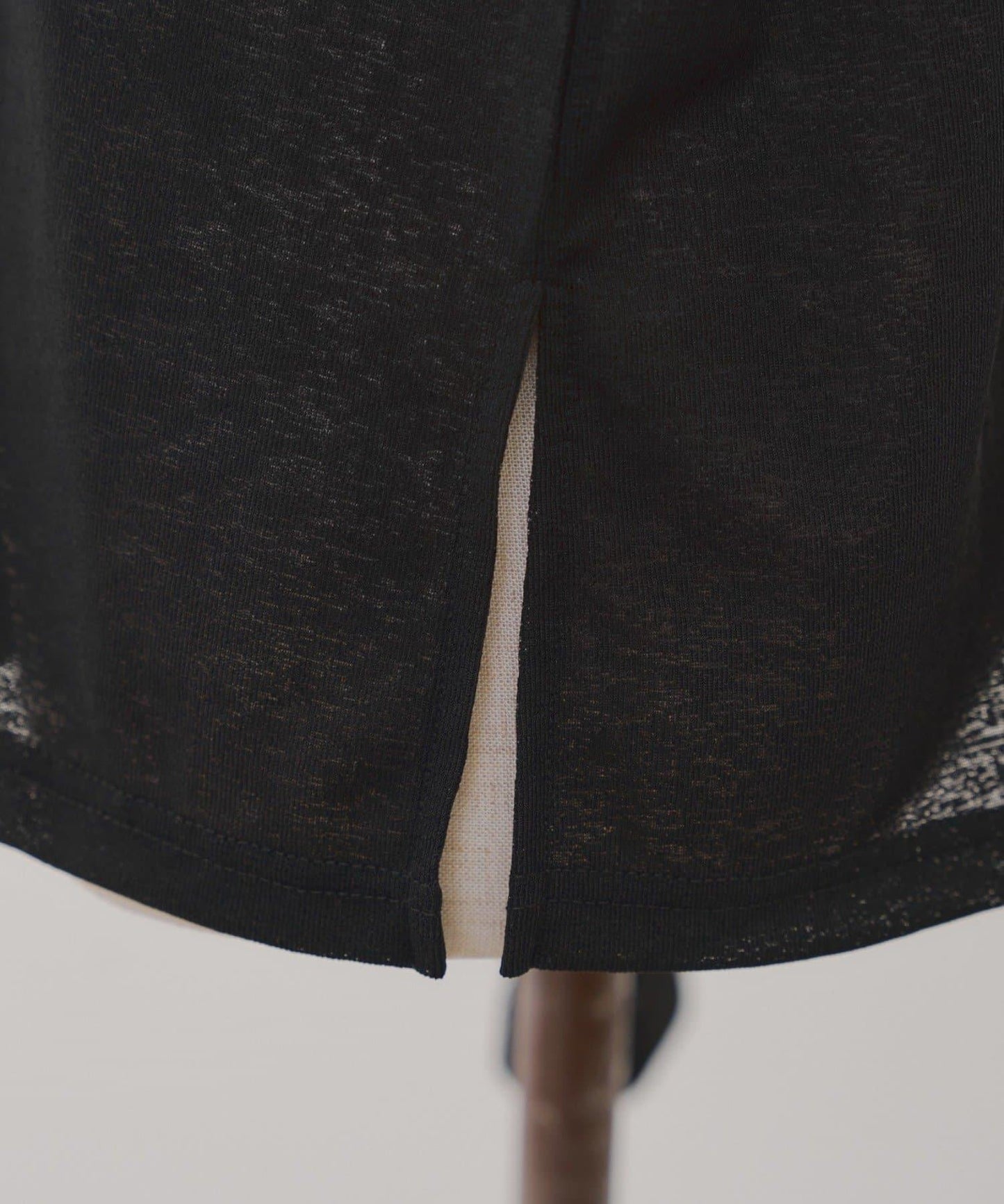 也適合疊穿!透視長袖T恤