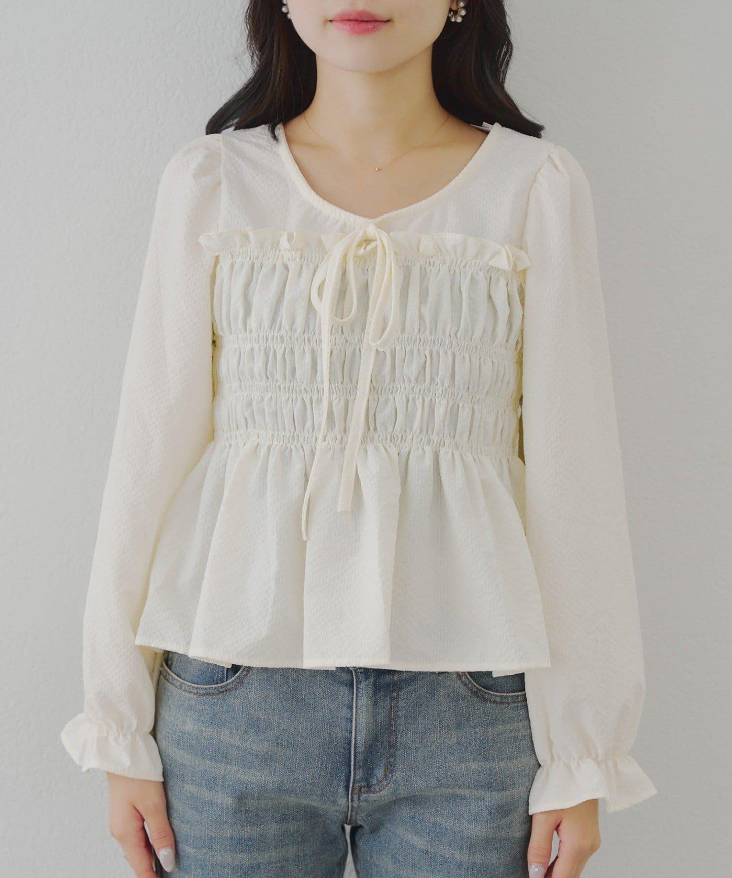 褶皺蝴蝶結荷葉邊上衣