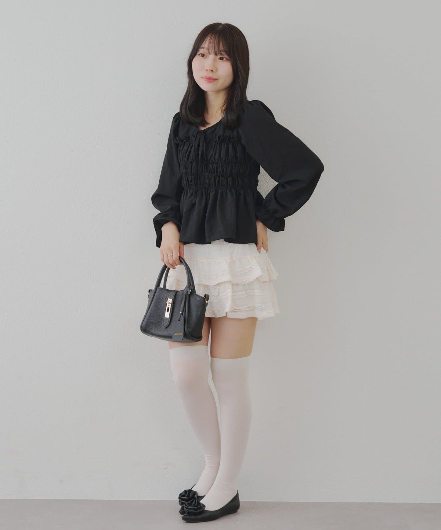 褶皺蝴蝶結荷葉邊上衣