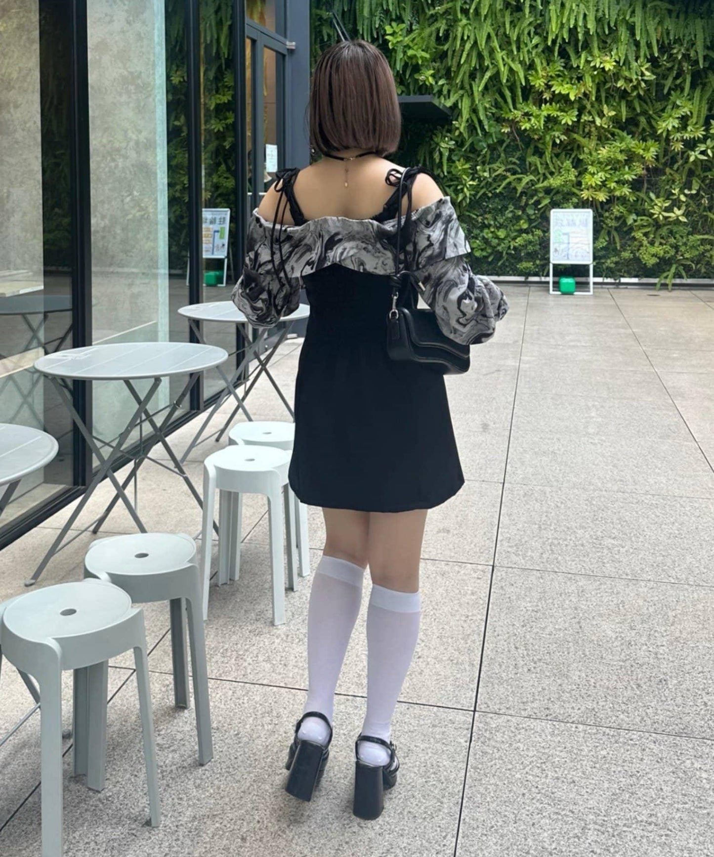 【Mavie..7】短款開衫+迷你吊帶連衣裙套裝