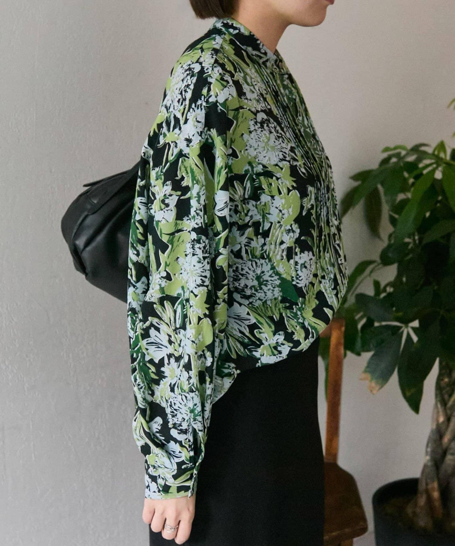 植物圖案/花卉圖案褶皺裝飾襯衫【SUM1 STYLE(スミスタイル)】