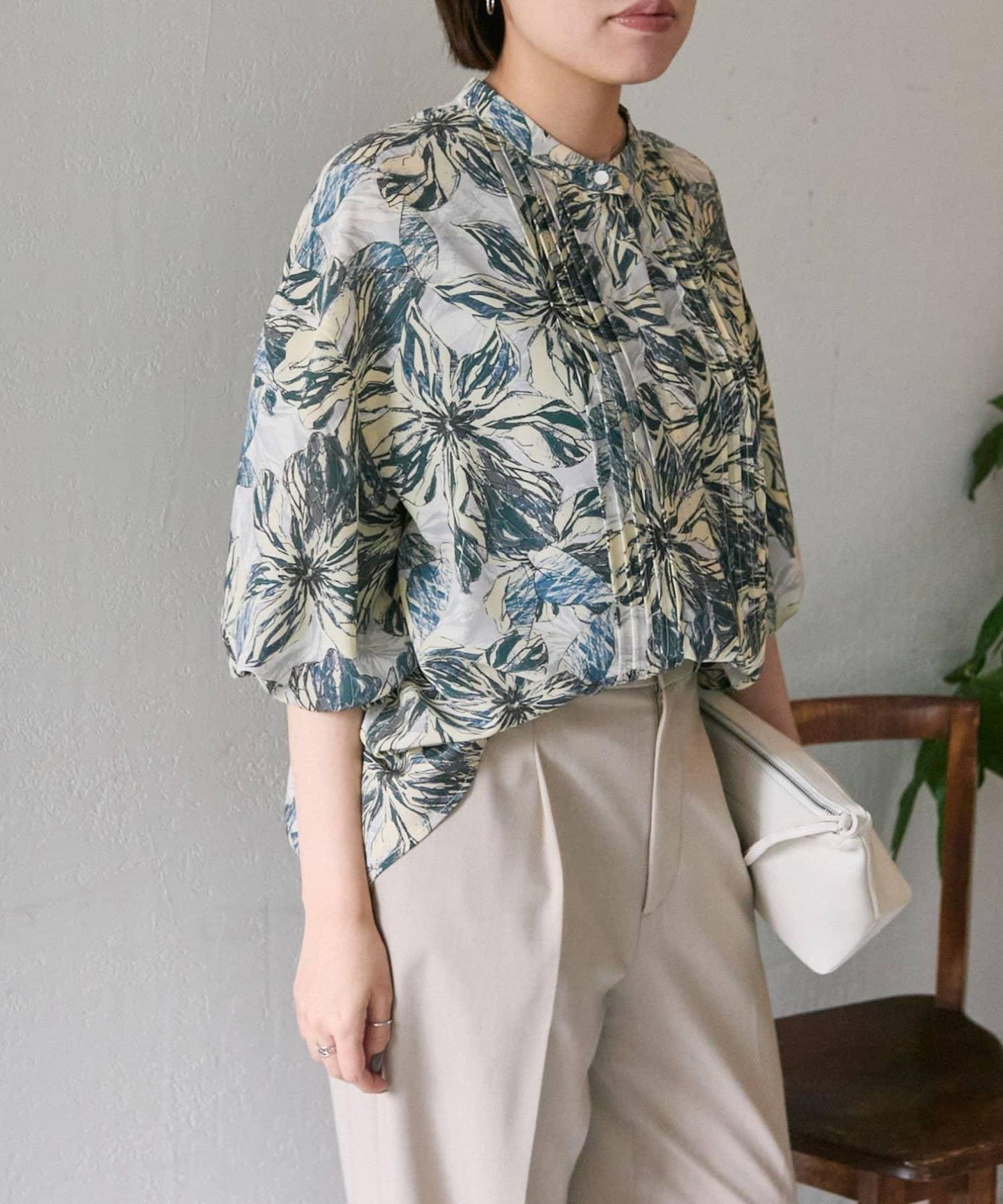 植物圖案/花卉圖案褶皺裝飾襯衫【SUM1 STYLE(スミスタイル)】