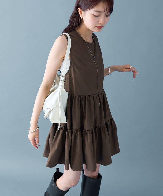 背部設計層疊長款上衣