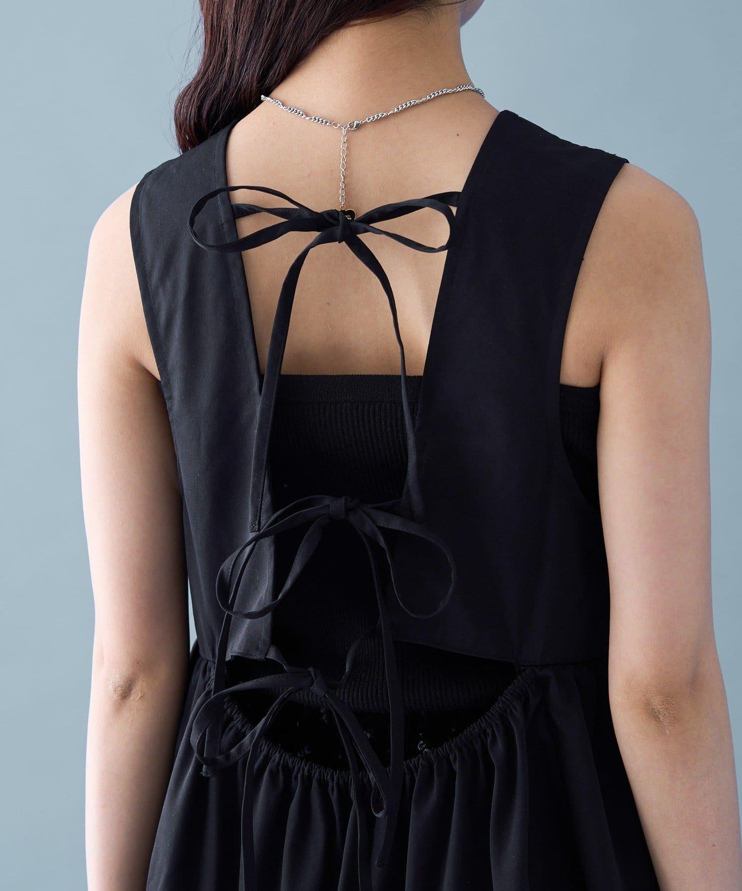 背部設計層疊長款上衣