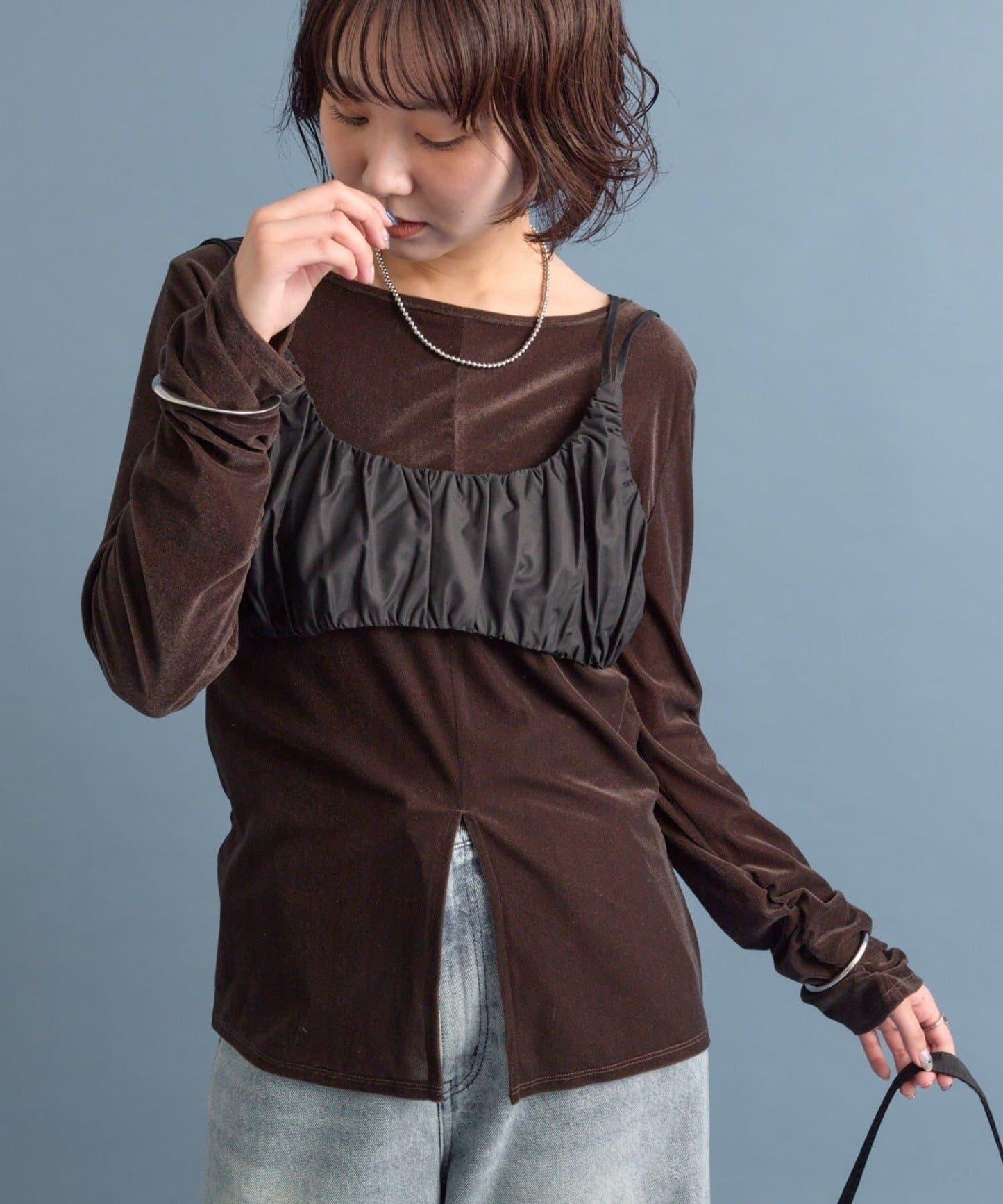 褶皺吊帶背心套裝上衣