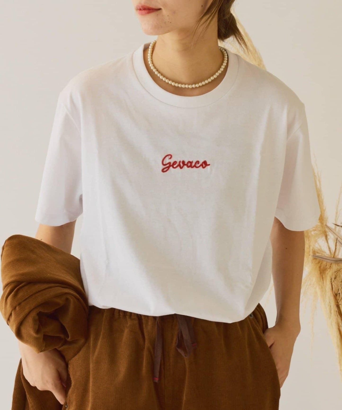 【GEVACO】單點logo鏈條刺繡短袖T恤