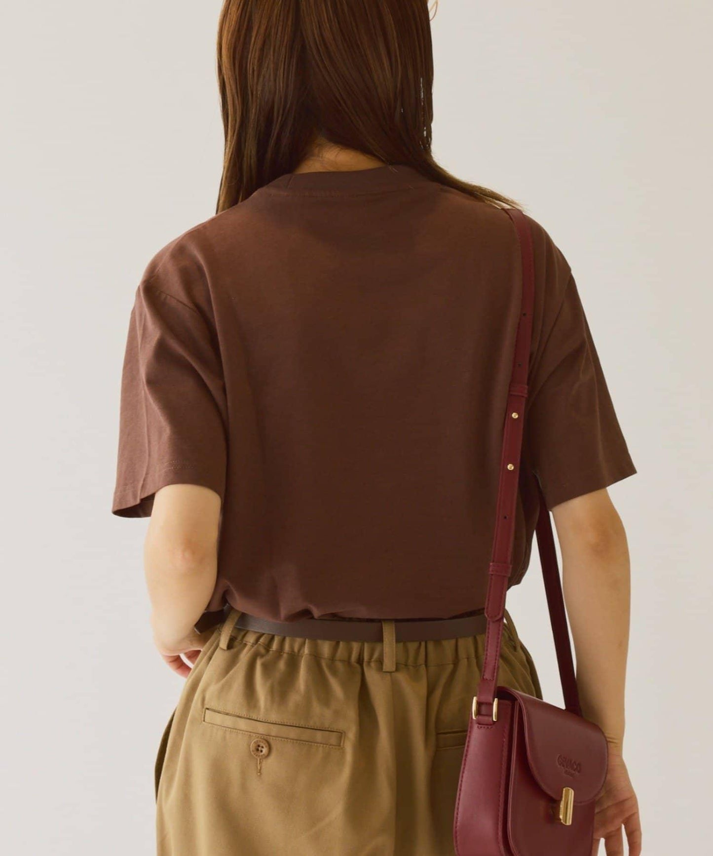 【GEVACO】單點logo鏈條刺繡短袖T恤