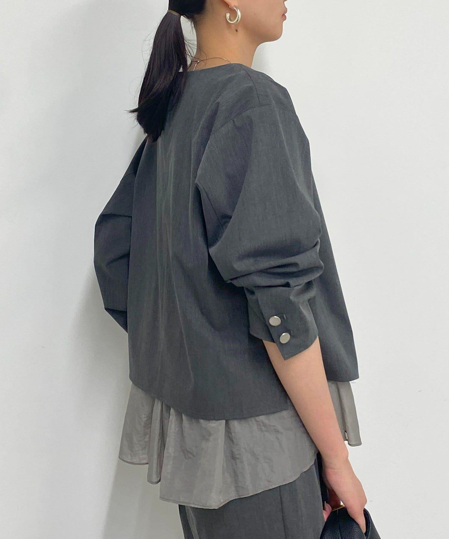 荷葉邊層疊女襯衫