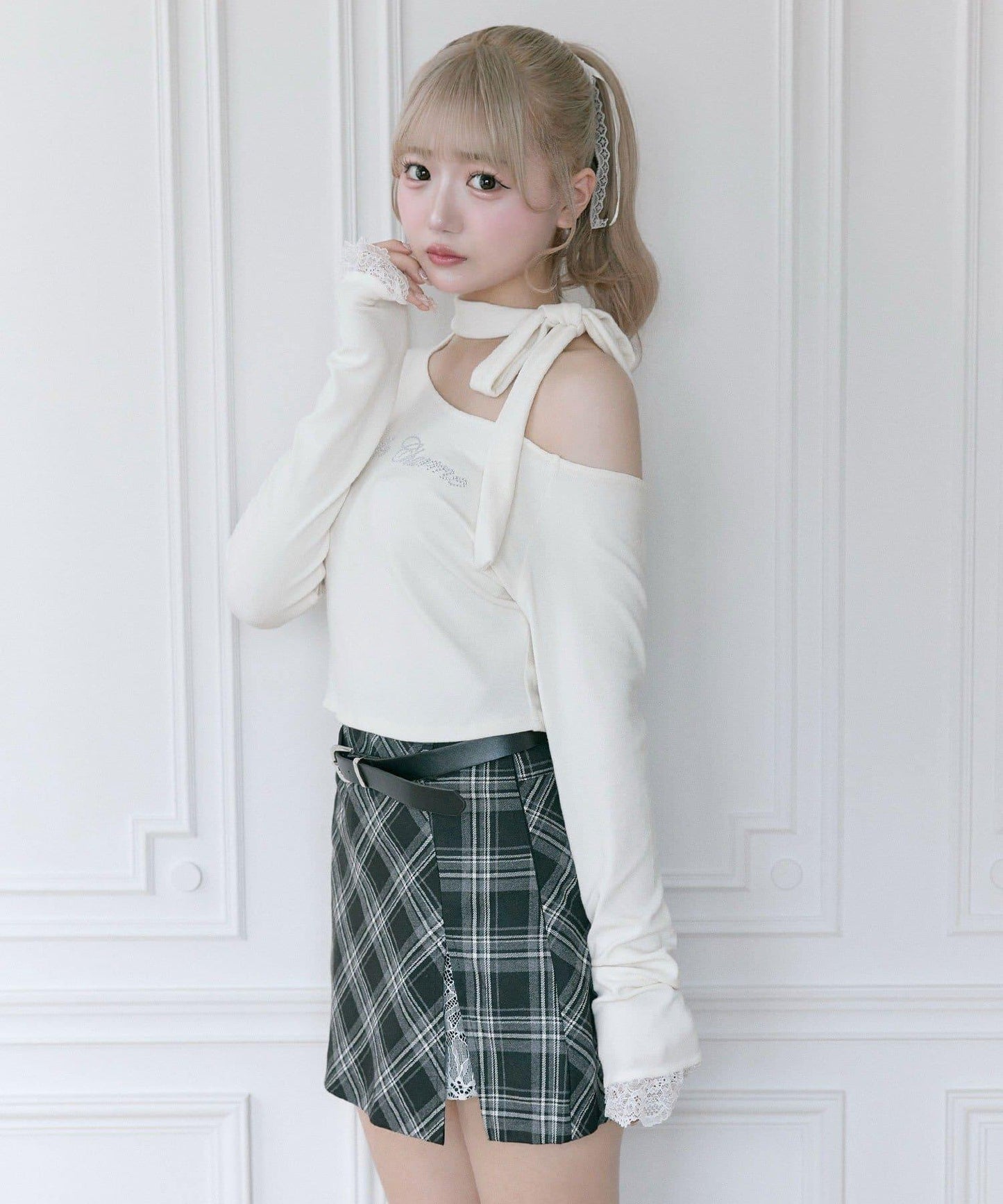 【Belle Charme】水鑽字母蝴蝶結T恤