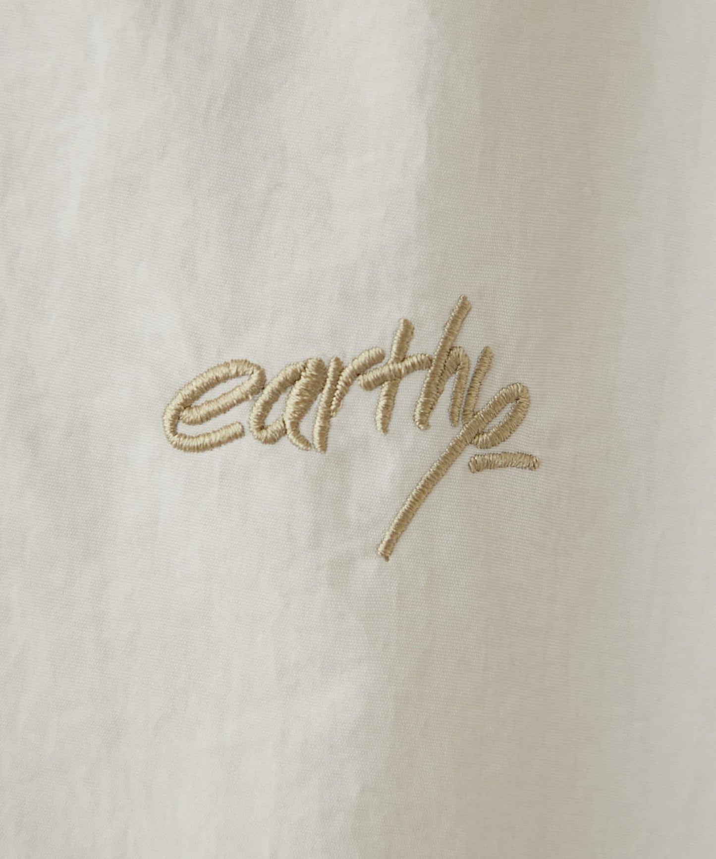 【earthy_】尼龍V領運動套頭衫