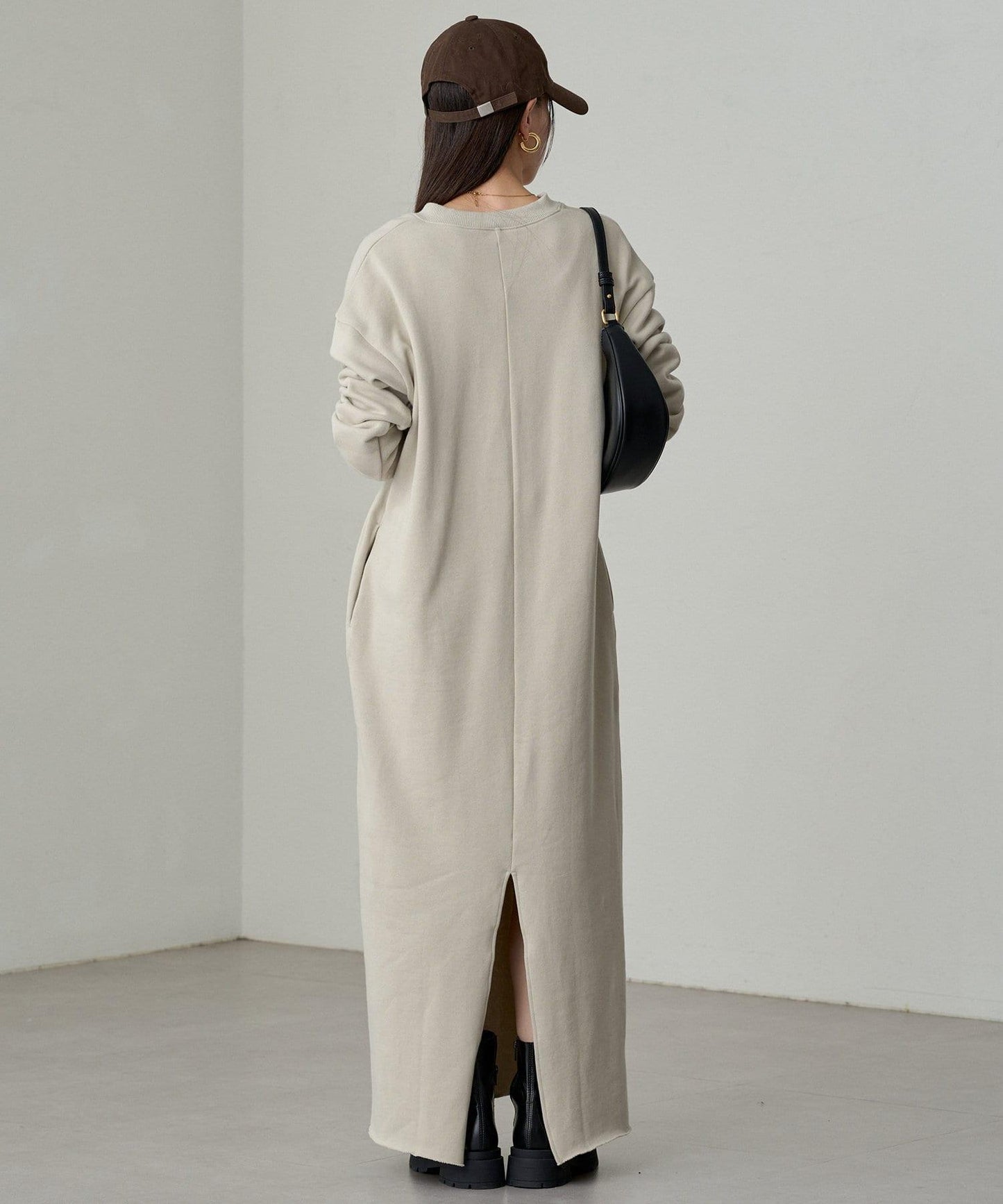 【Loungedress】內襯毛圈開領連衣裙