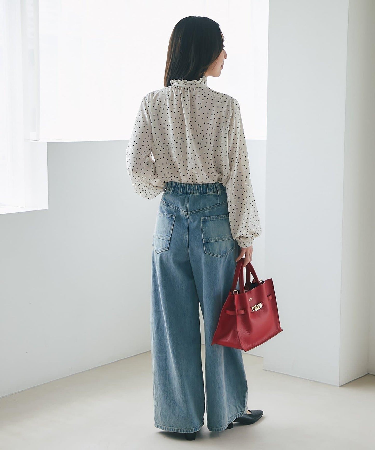 波點印花荷葉邊領襯衫