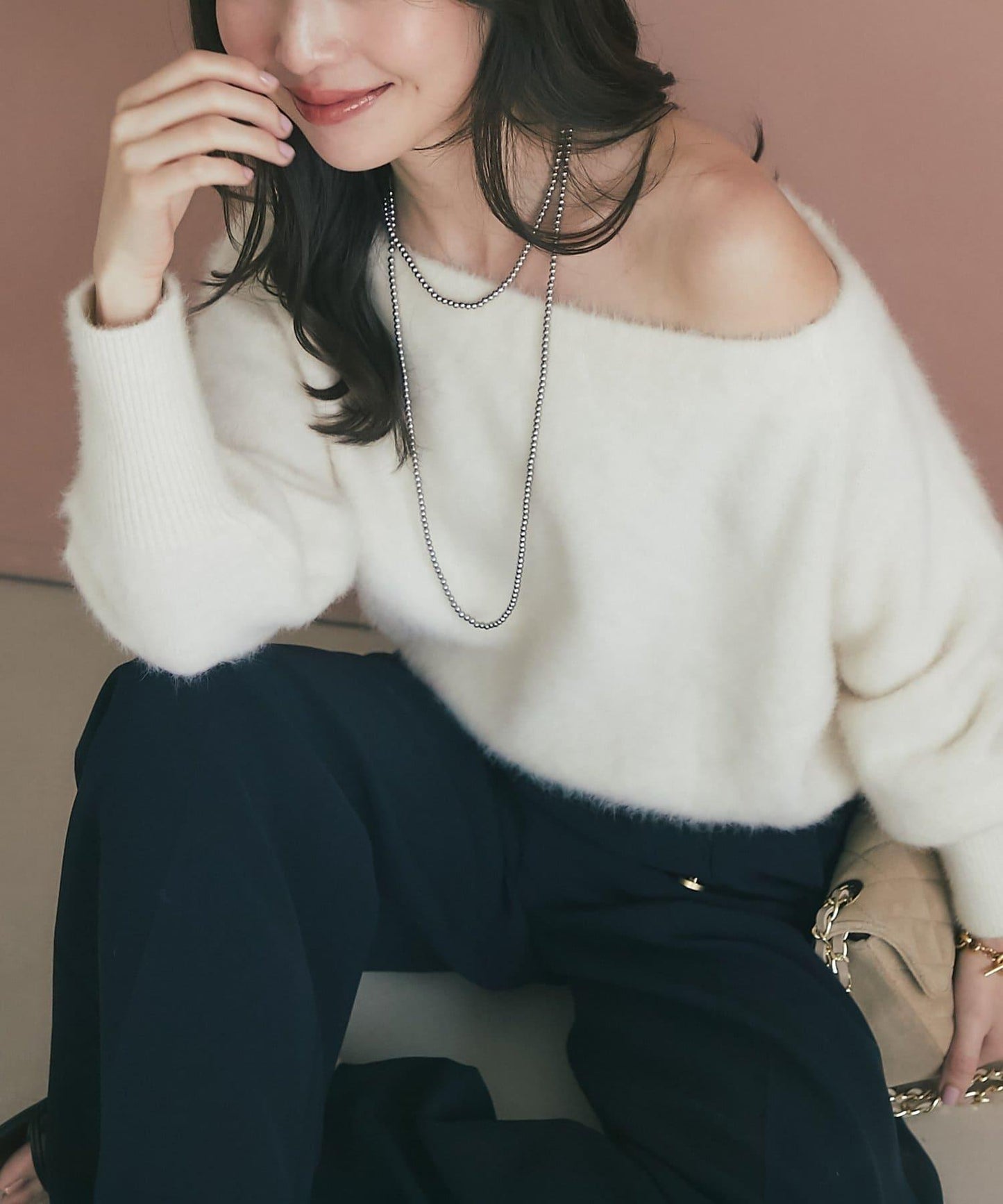 【miki監修】毛絨羊毛羊絨混紡一字肩針織衫