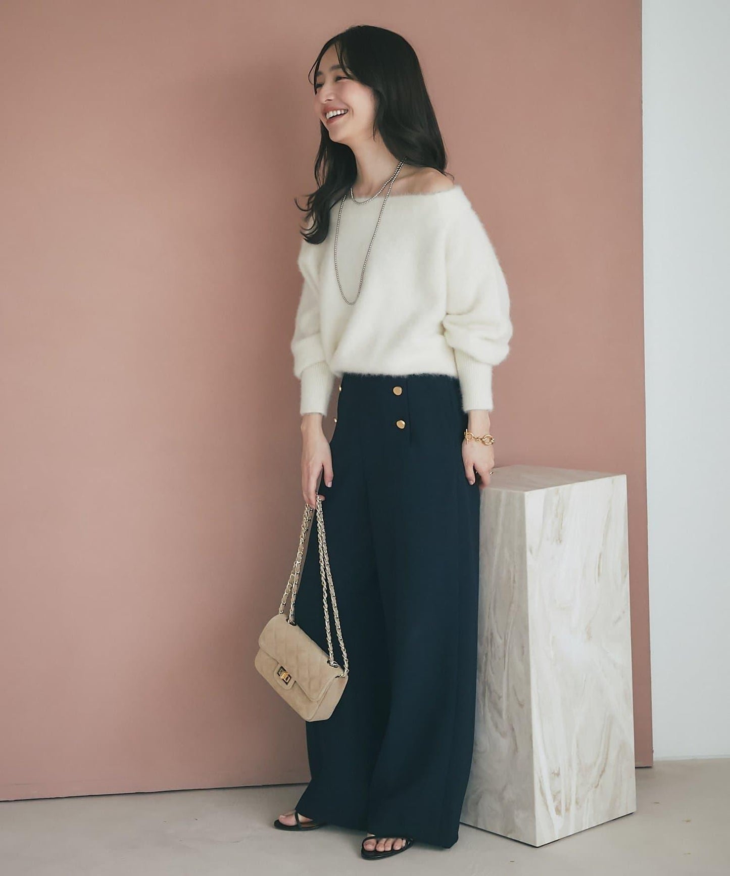 【miki監修】毛絨羊毛羊絨混紡一字肩針織衫