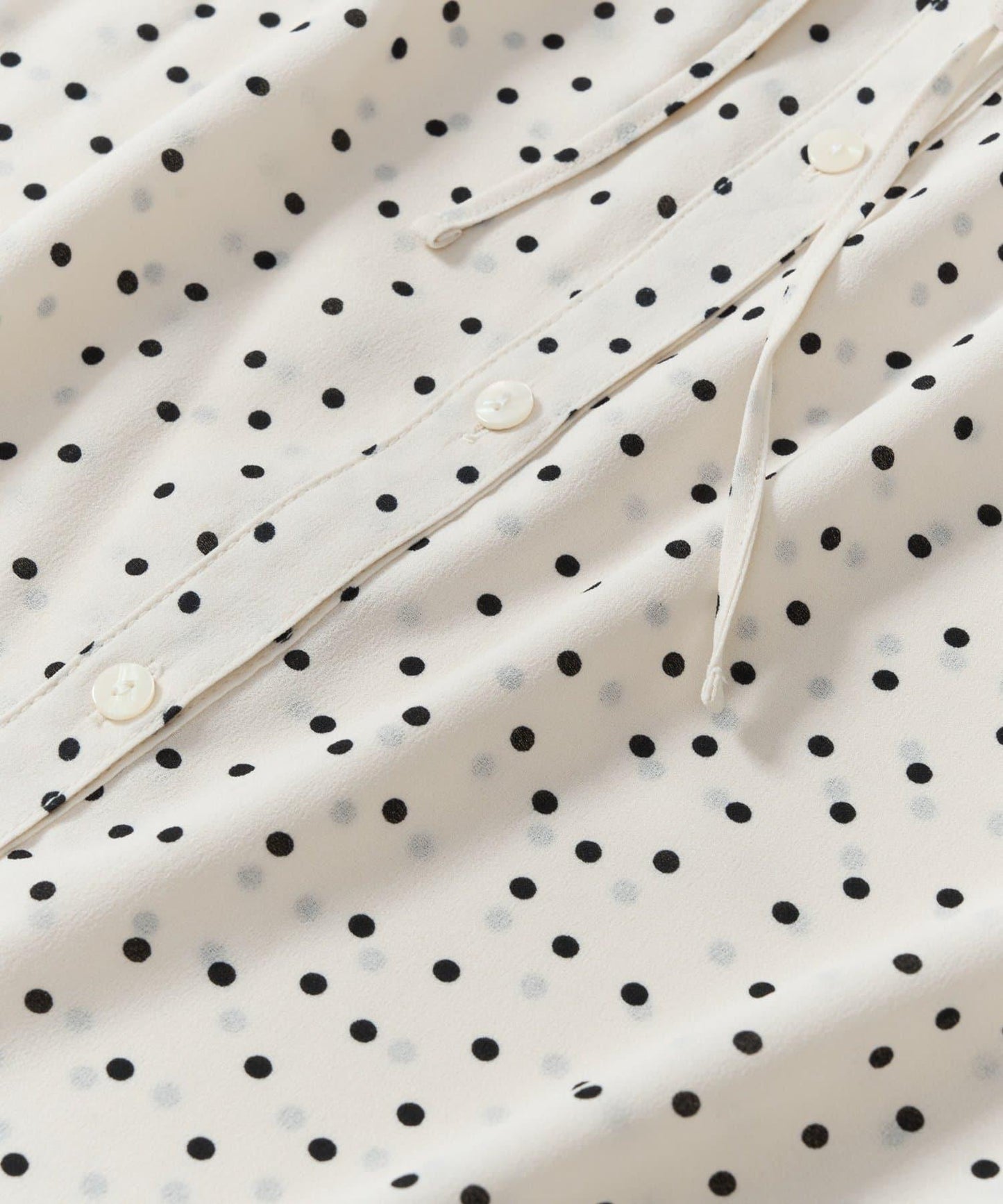 波點印花荷葉邊領襯衫