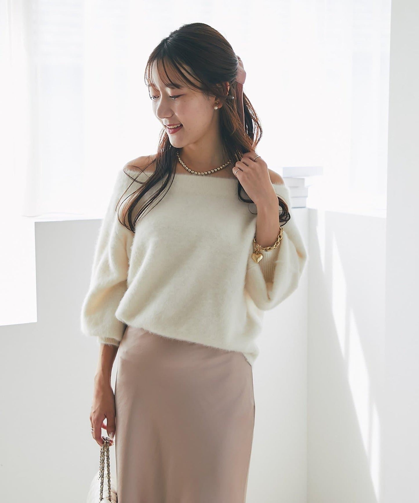 【miki監修】毛絨羊毛羊絨混紡一字肩針織衫