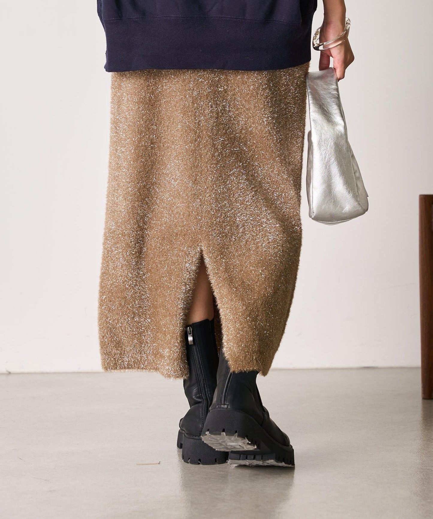 【SHENERY】亮絲長毛修身半身裙