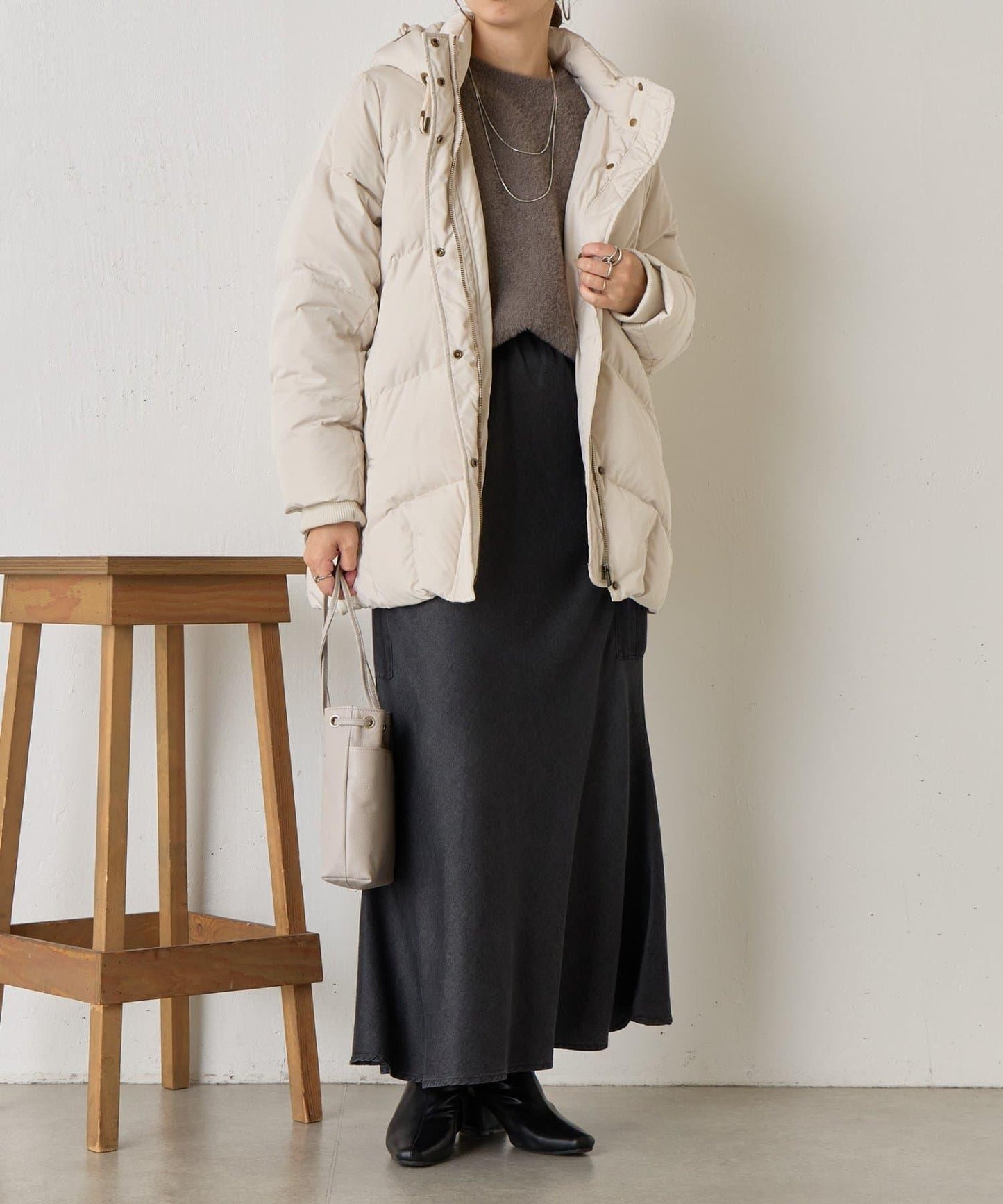 金屬孔眼連帽羽絨服