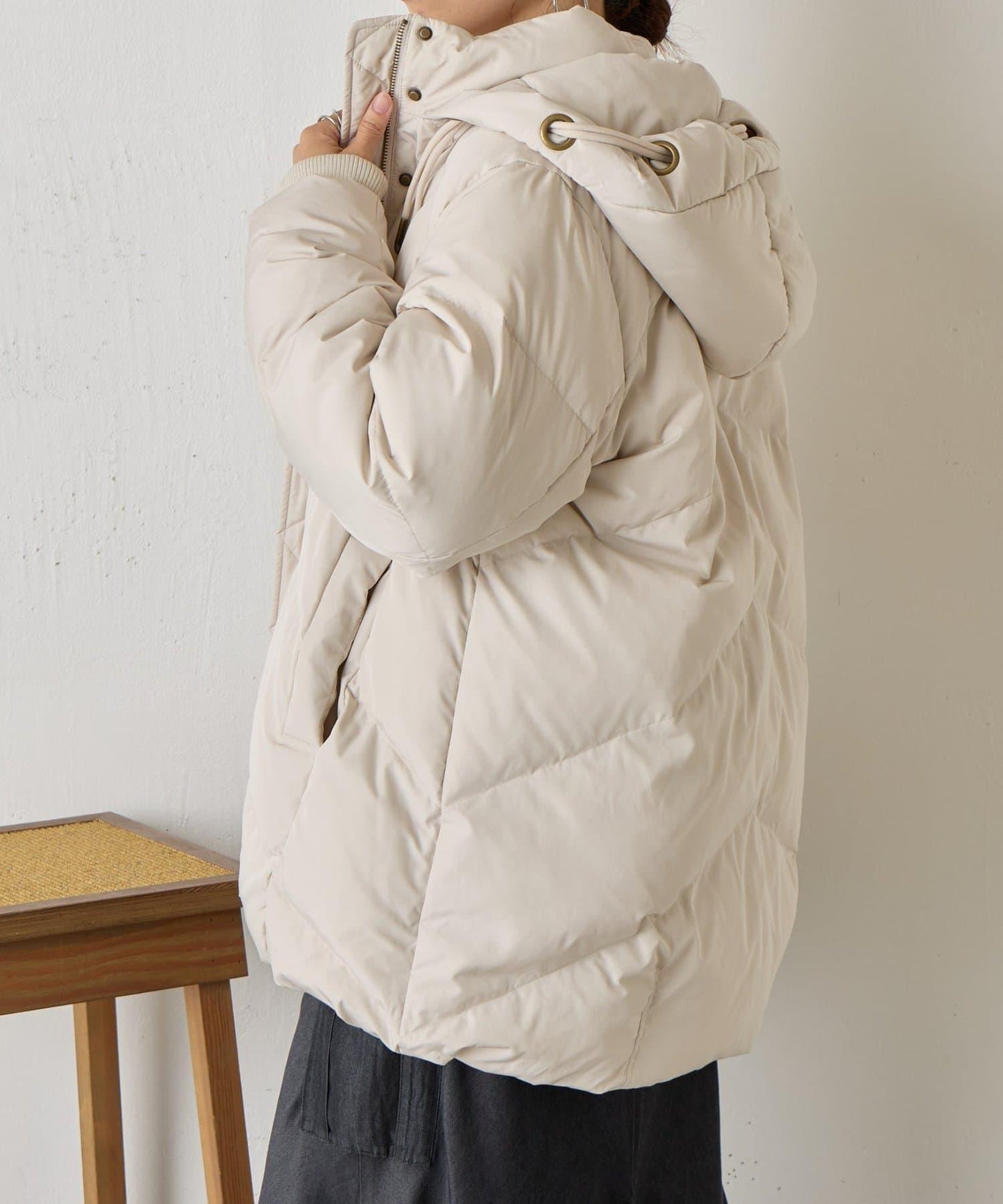 金屬孔眼連帽羽絨服
