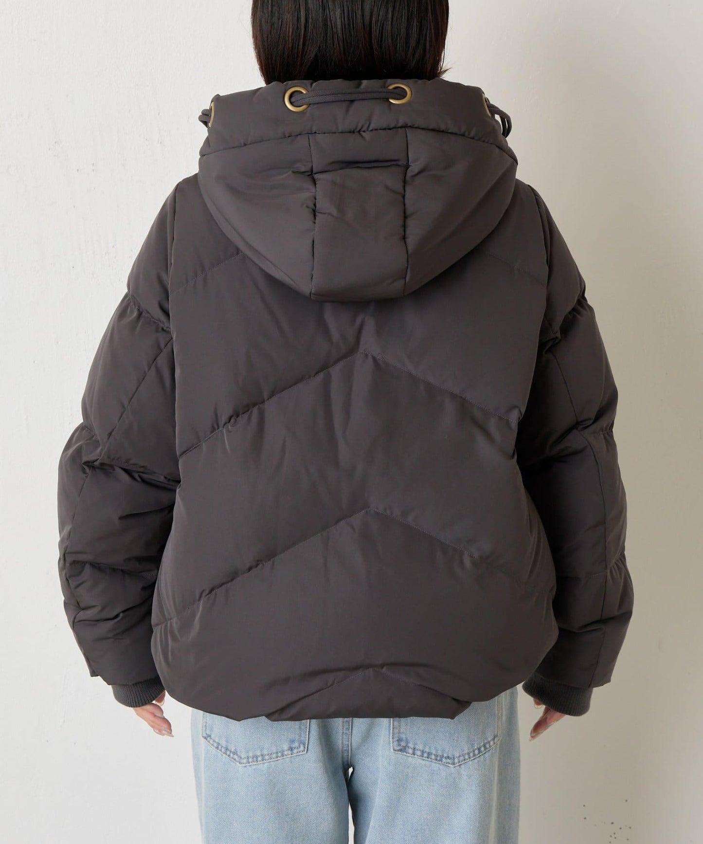 金屬孔眼連帽羽絨服